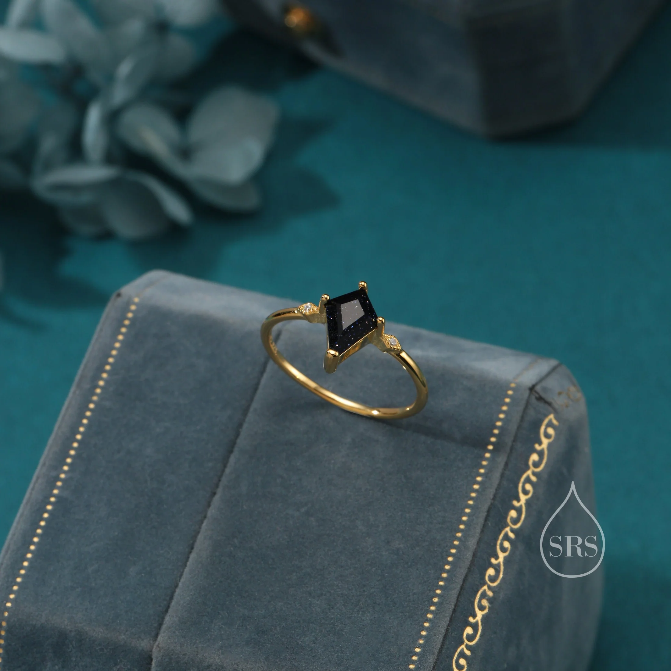1 Carat Rhombus Cut Blue Sandstone Ring in Sterling Silver, Kite Shape Blue Sandstone Ring, US 5-8 - Image 5