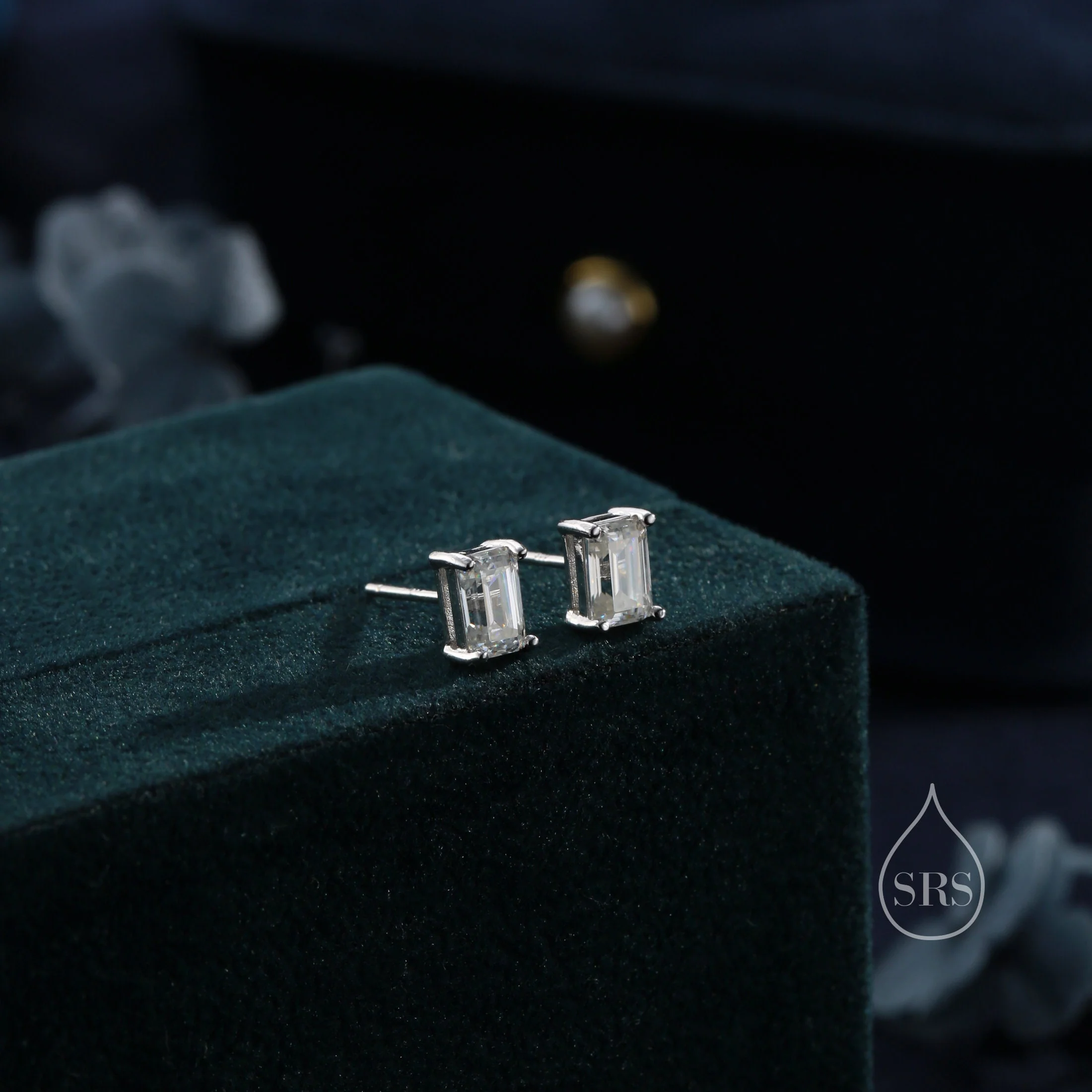 0.8Ct Emerald Cut Moissanite Diamond Stud Earrings in Sterling Silver, Emerald Cut Earrings, 4x6mm, Four Prong Set, Rectangular Moissanite - Image 4