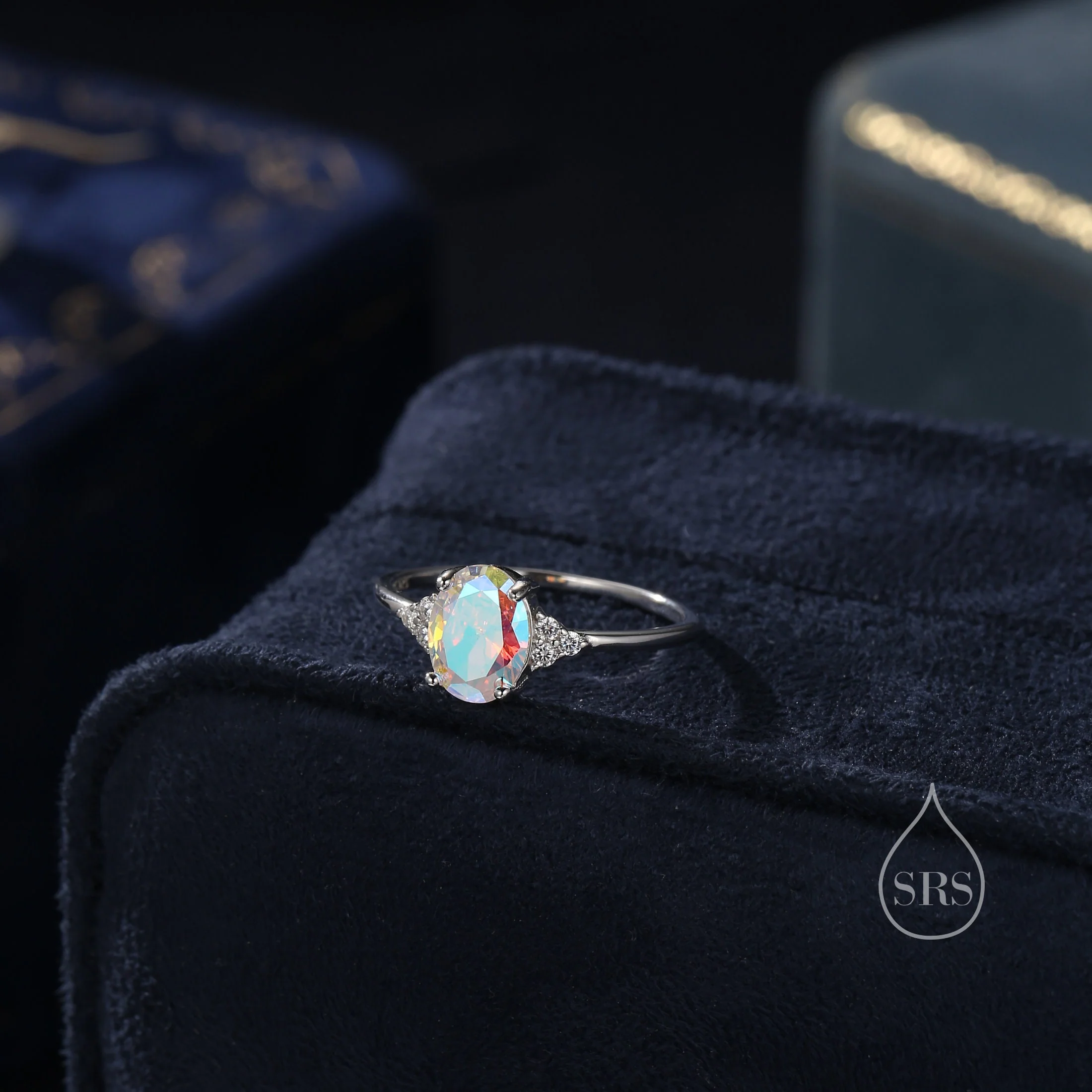 AB Auroral CZ Oval Ring in Sterling Silver, Colour Changing Crystal Ring, Vintage Inspired Design, US 5 - 8