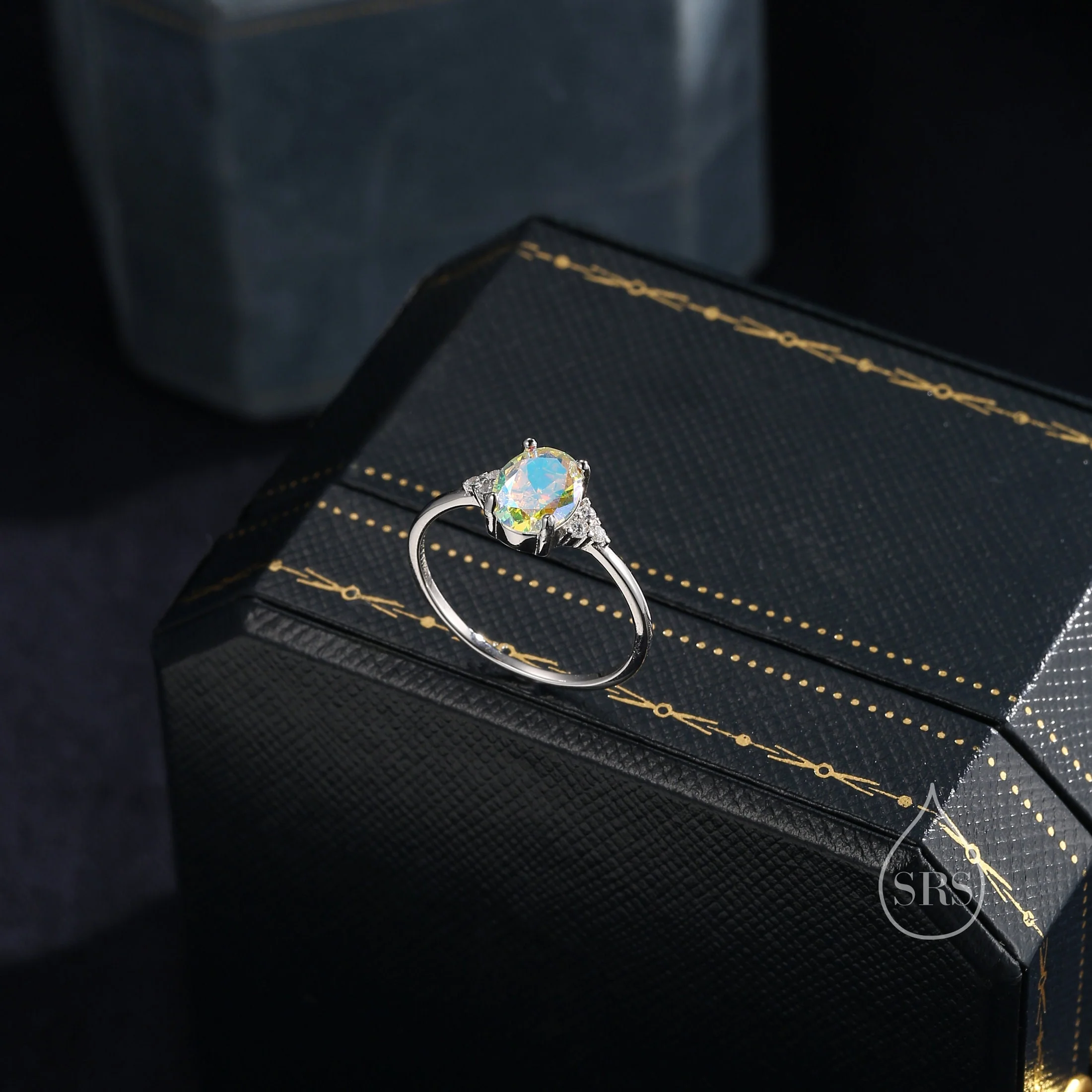 AB Auroral CZ Oval Ring in Sterling Silver, Colour Changing Crystal Ring, Vintage Inspired Design, US 5 - 8 - Image 5