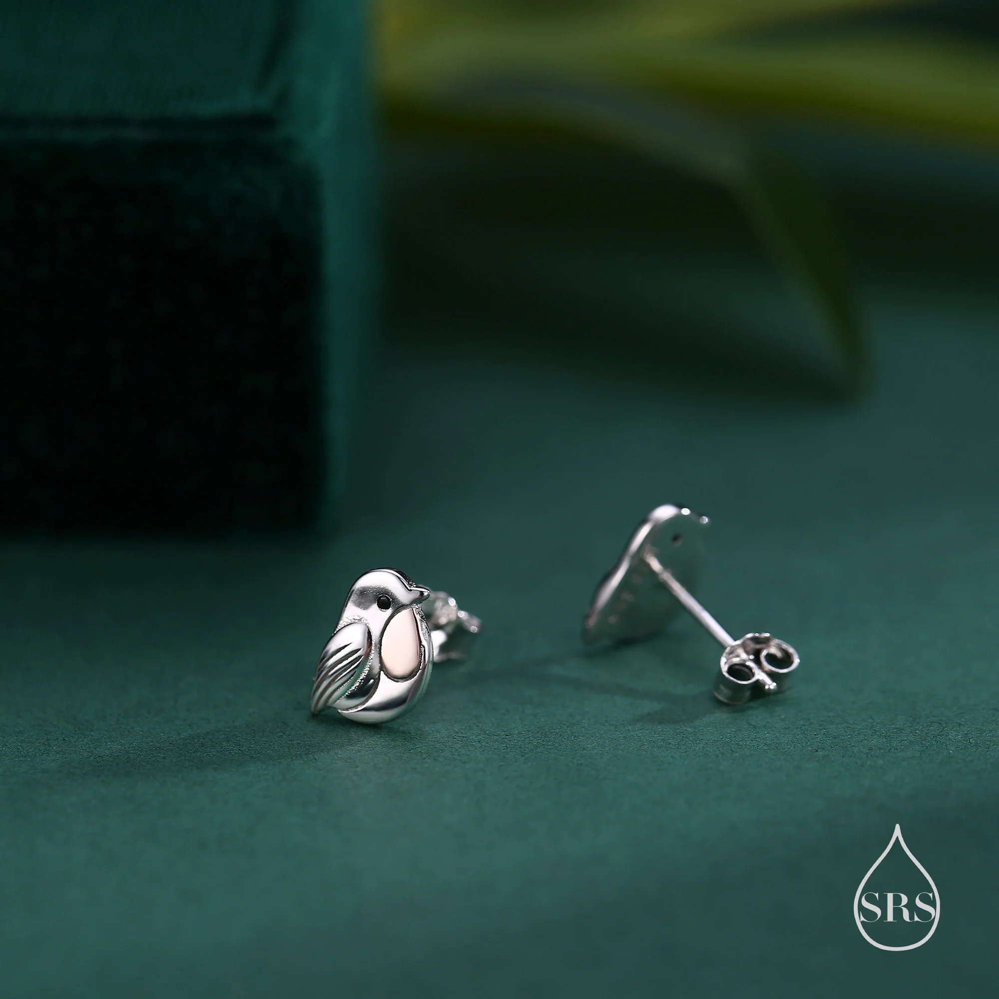 Baby Robin Bird Stud Earrings in Sterling Silver, Part Rose Gold Coating, Cute British Bird Earrings, Nature Inspired Animal Earrings - Image 3