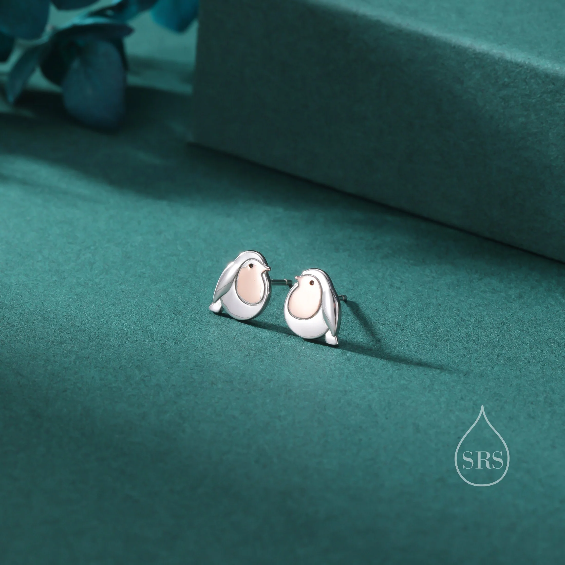 Chubby Robin Bird Stud Earrings in Sterling Silver, Partial Rose Gold, British Bird Earrings, Nature Inspired Animal Earrings - Image 5