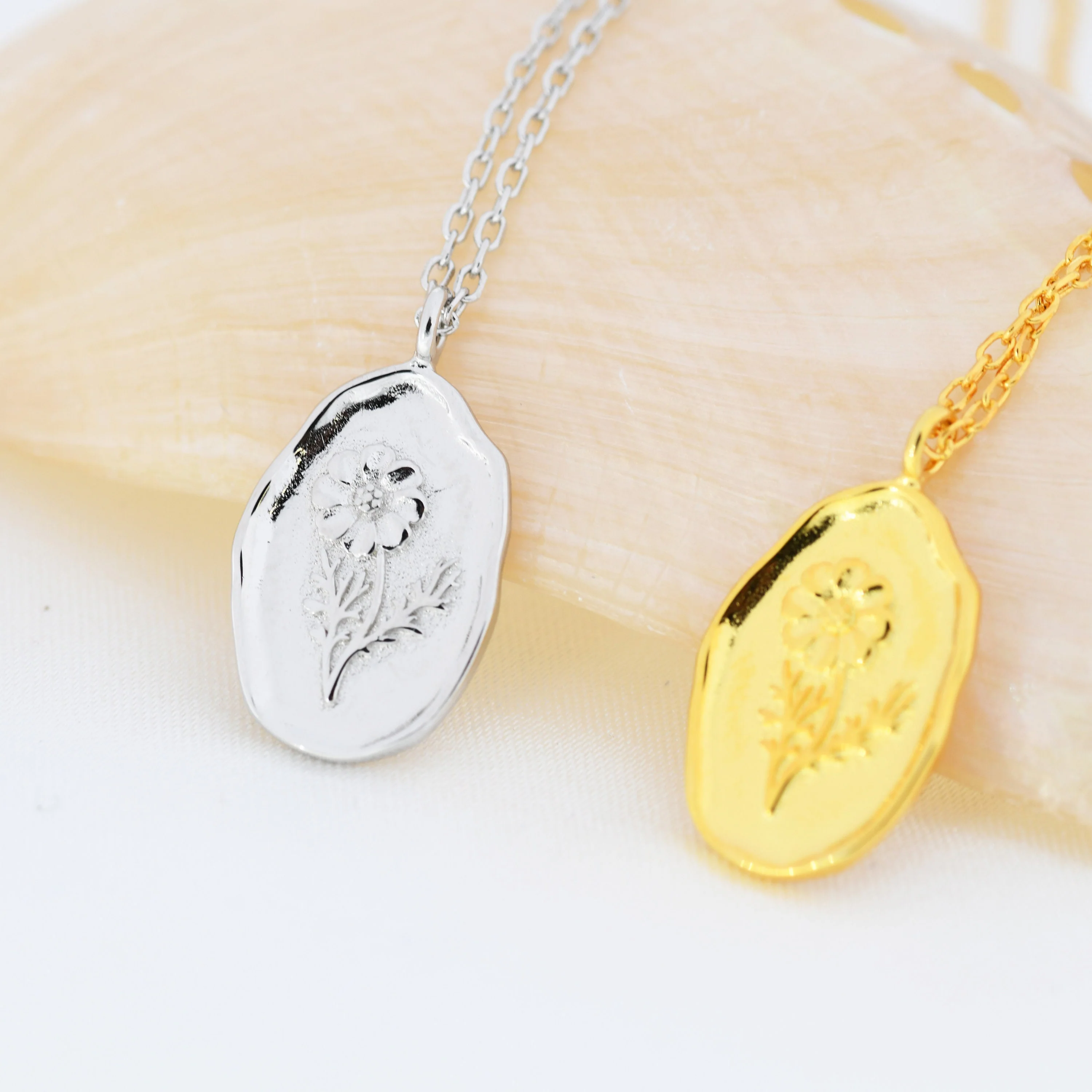 Cosmos Flower Oval Pendant Necklace in Sterling Silver, Silver or Gold, October Birth Flower,  Nature Inspired Daisy Flower Disk Necklace - Image 6