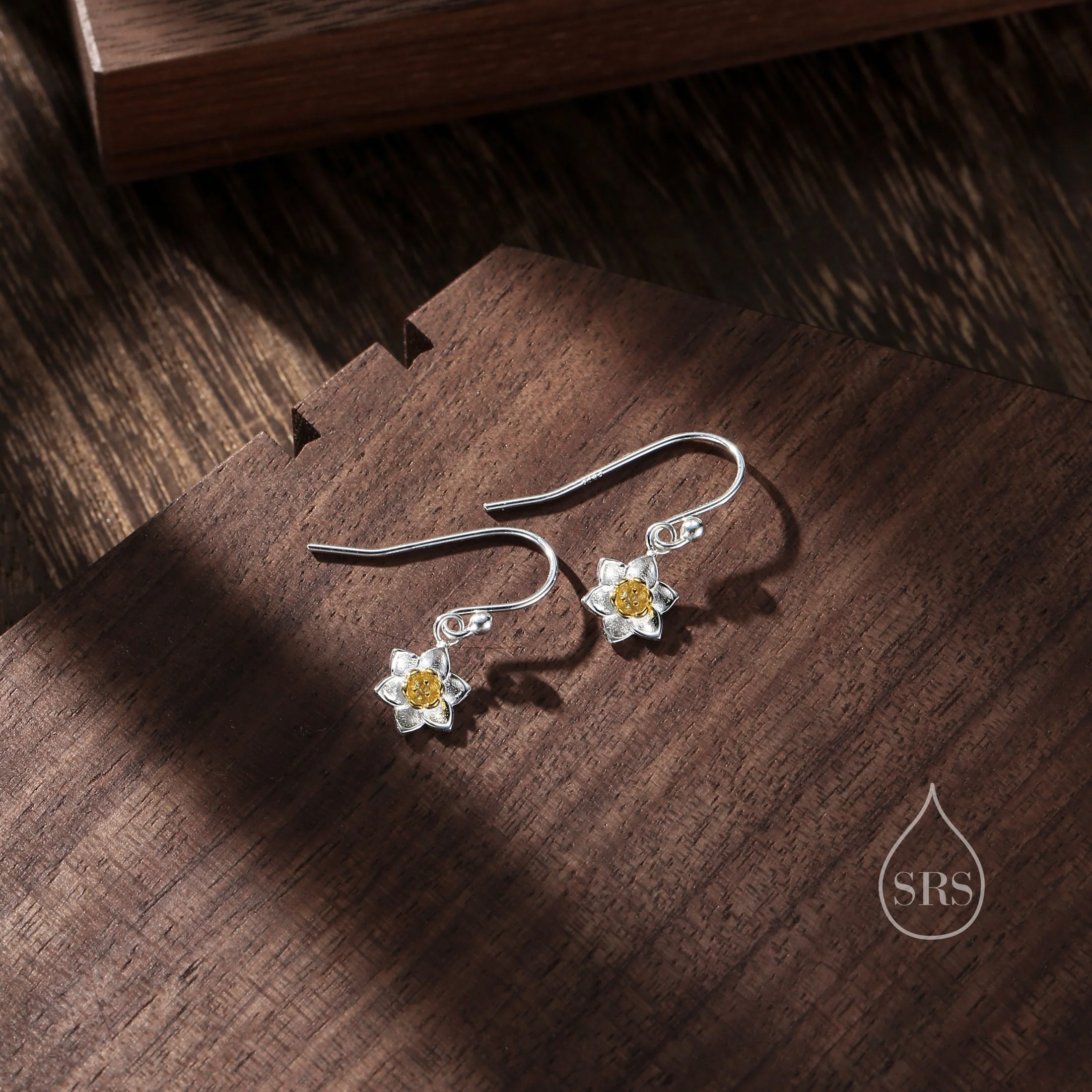 Daffodil Flower Drop Hook Earrings in Sterling Silver, Partial Gold, Flower hoop Earrings, Daffodil Floral Earrings - Image 4