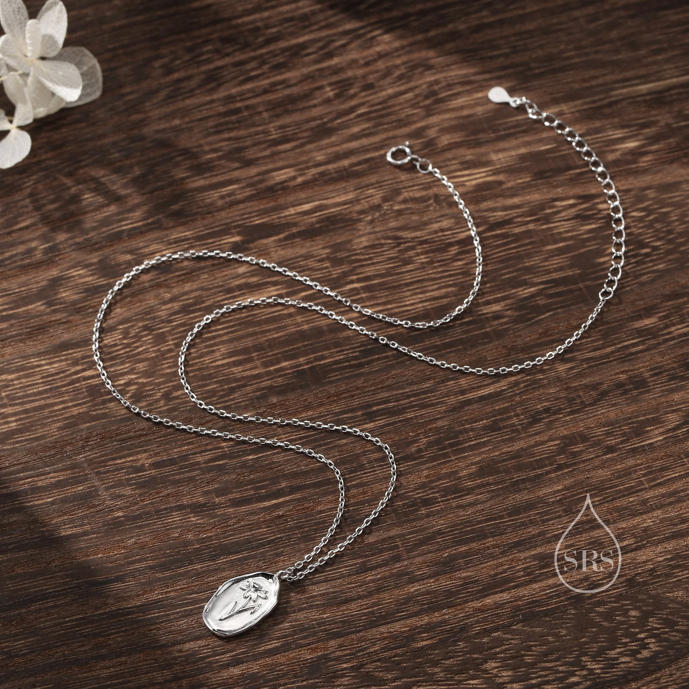 Daffodil Flower Oval Pendant Necklace in Sterling Silver, Silver or Gold, March Birth Flower,  Nature Inspired Flower Disk Necklace - Image 7
