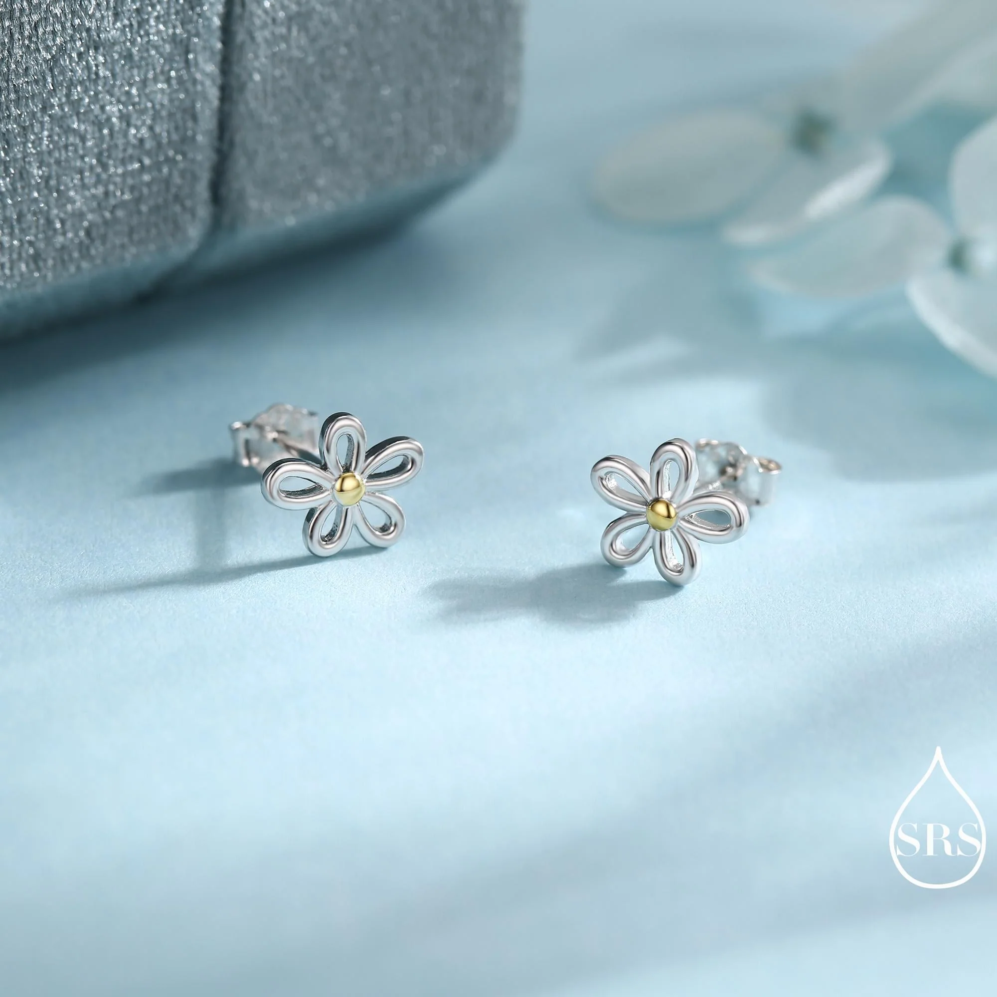 Dainty Forget-me-not Flower Stud Earrings in Sterling Silver - Floral Blossom Flower Stud Earrings - Nature Inspired - Image 4