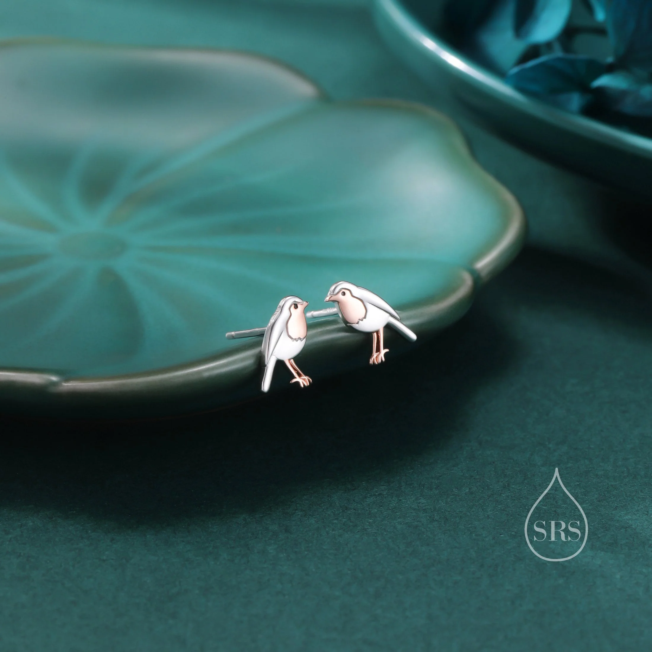 Dainty Robin Bird Stud Earrings in Sterling Silver, Partial Rose Gold Coating, British Bird Earrings, Nature Inspired Animal Earrings - Image 3