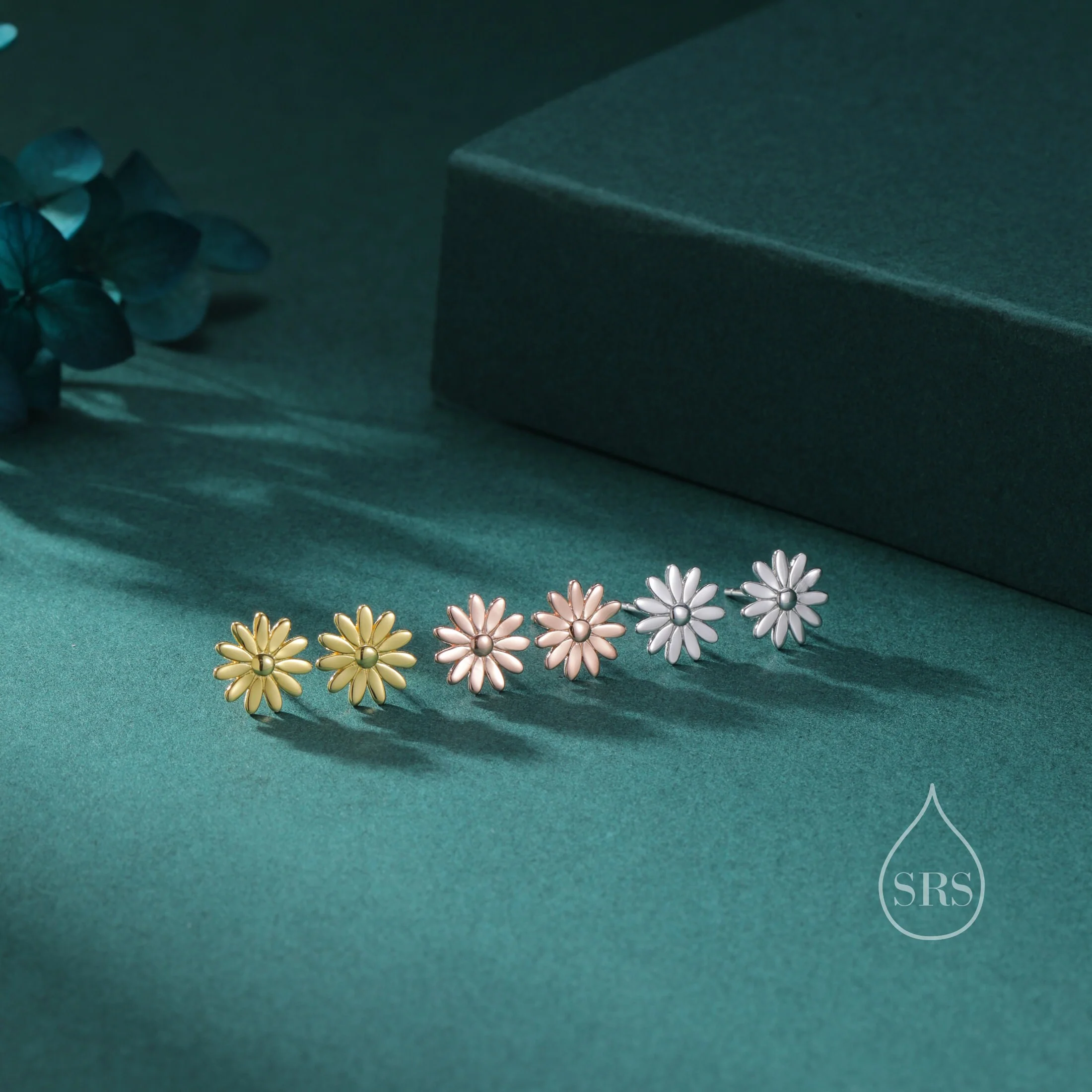 Daisy Flower Stud Earrings in Sterling Silver,  Silver or Gold or Rose Gold, Silver Daisy Earrings, Silver Daisy Blossom Earrings - Image 4