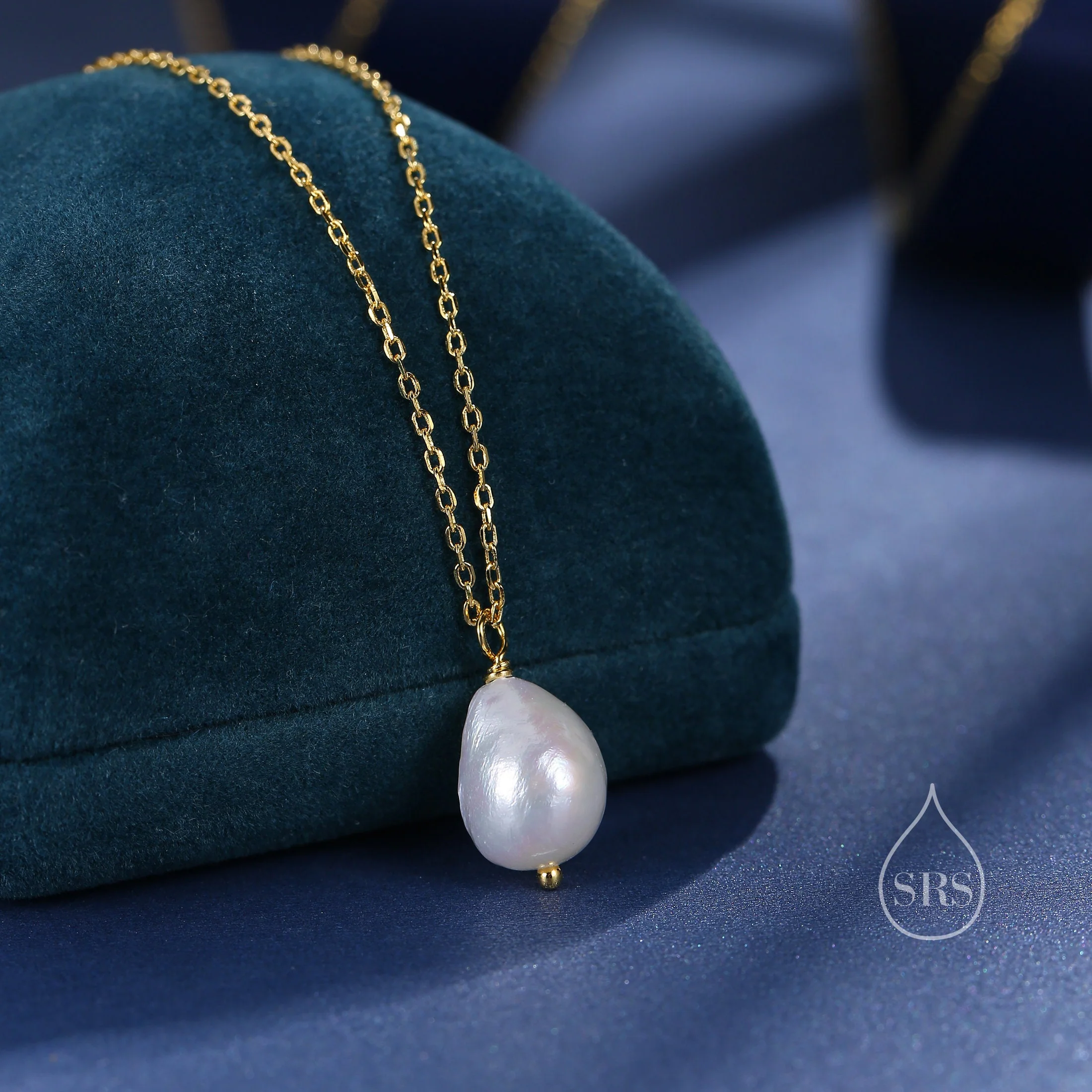 Delicate Genuine Baroque Pearl Pendant Necklace in Sterling Silver, Silver or Gold, Minimalist Pearl, One-of-a-kind Semi-precious - Image 4