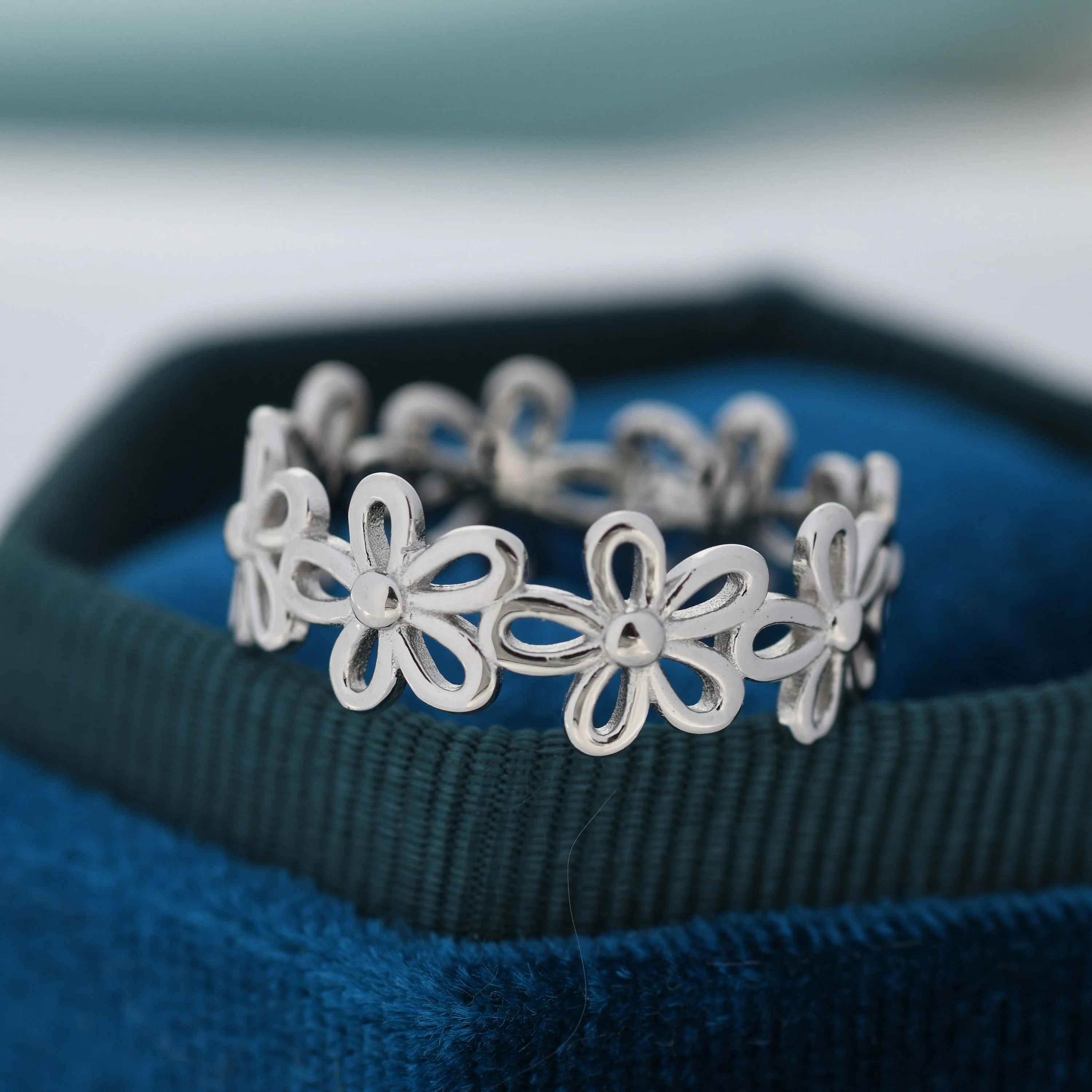 Forget-me-not Flower Infinity Ring in Sterling Silver, Flower Ring, Floral Ring, US 5-8 - Image 5