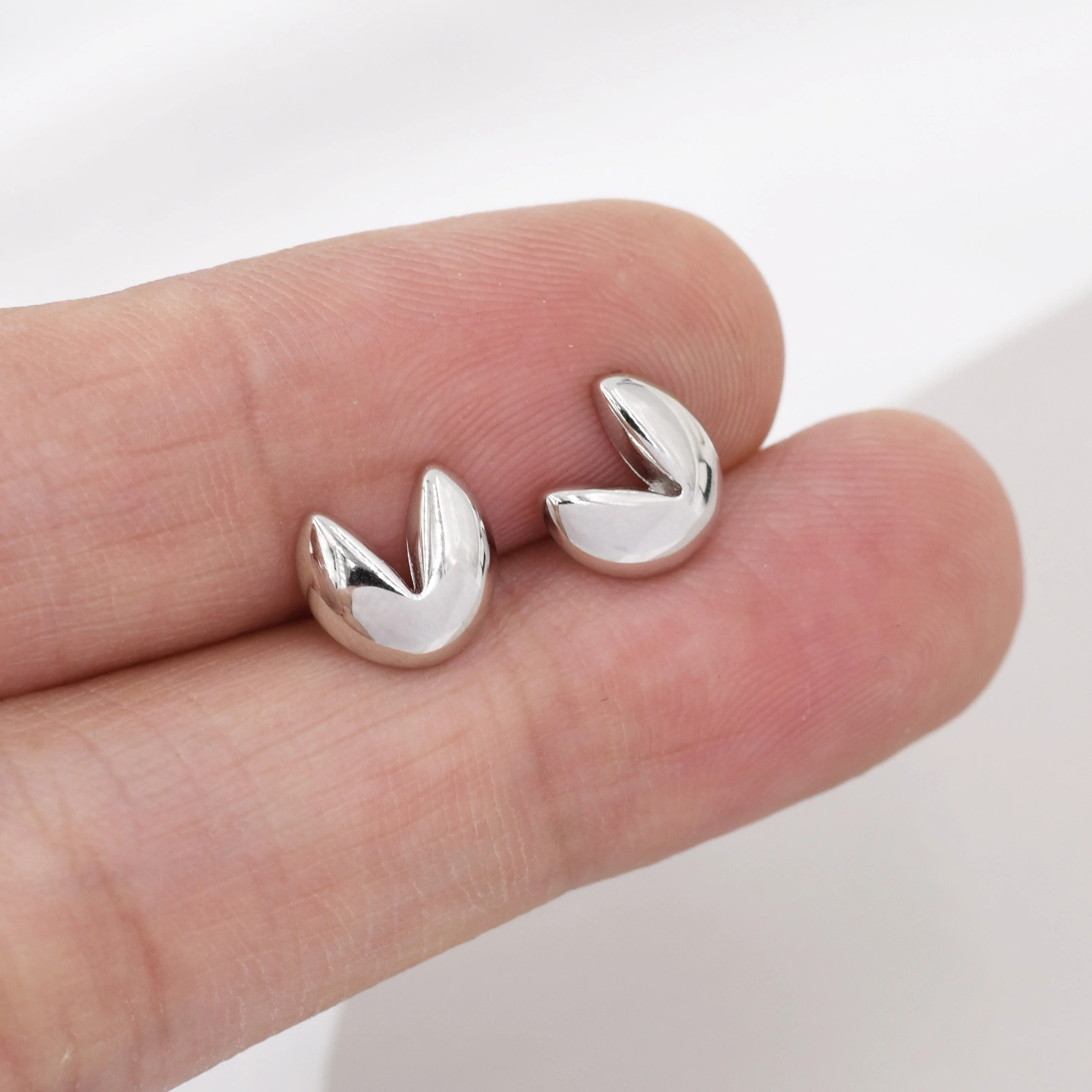 Fortune Cookie Stud Earrings in Sterling Silver, Silver or Gold, Biscuit Earrings, Food Earrings, Foodie Gift - Image 5
