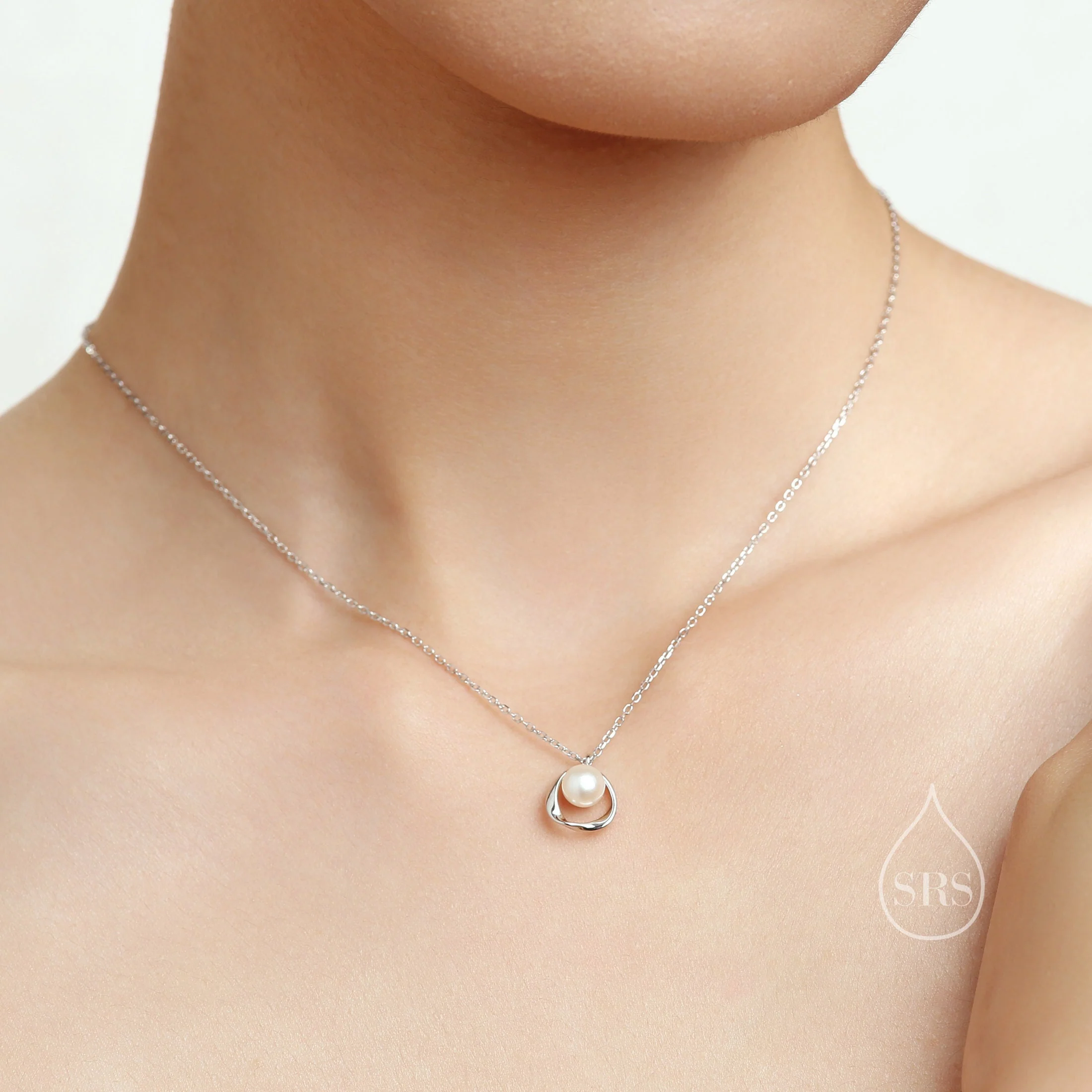 Genuine Freshwater Pearl and Mobius Circle Pendant Necklace in Sterling Silver, Silver or Gold or Rose Gold, Delicate Keshi Pearl Halo - Image 5
