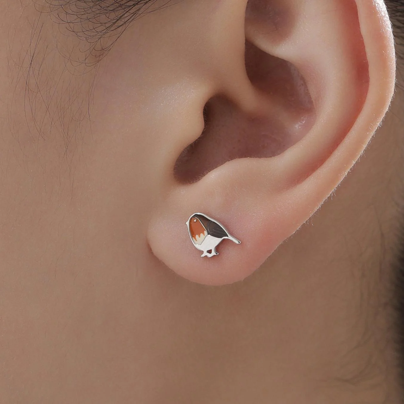 Hand Painted Robin Bird Stud Earrings in Sterling Silver,  British Bird Earrings, Nature Inspired Animal Earrings - Image 2