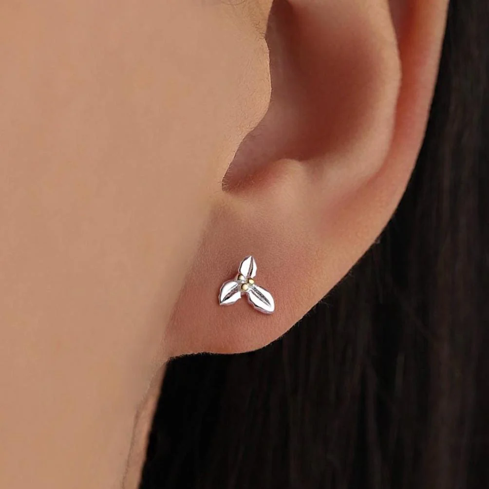 Holly Stud Earrings in Sterling Silver, Botanical Jewellery, Flower Earrings, December Birth Flower, Christmas Earrings - Image 4