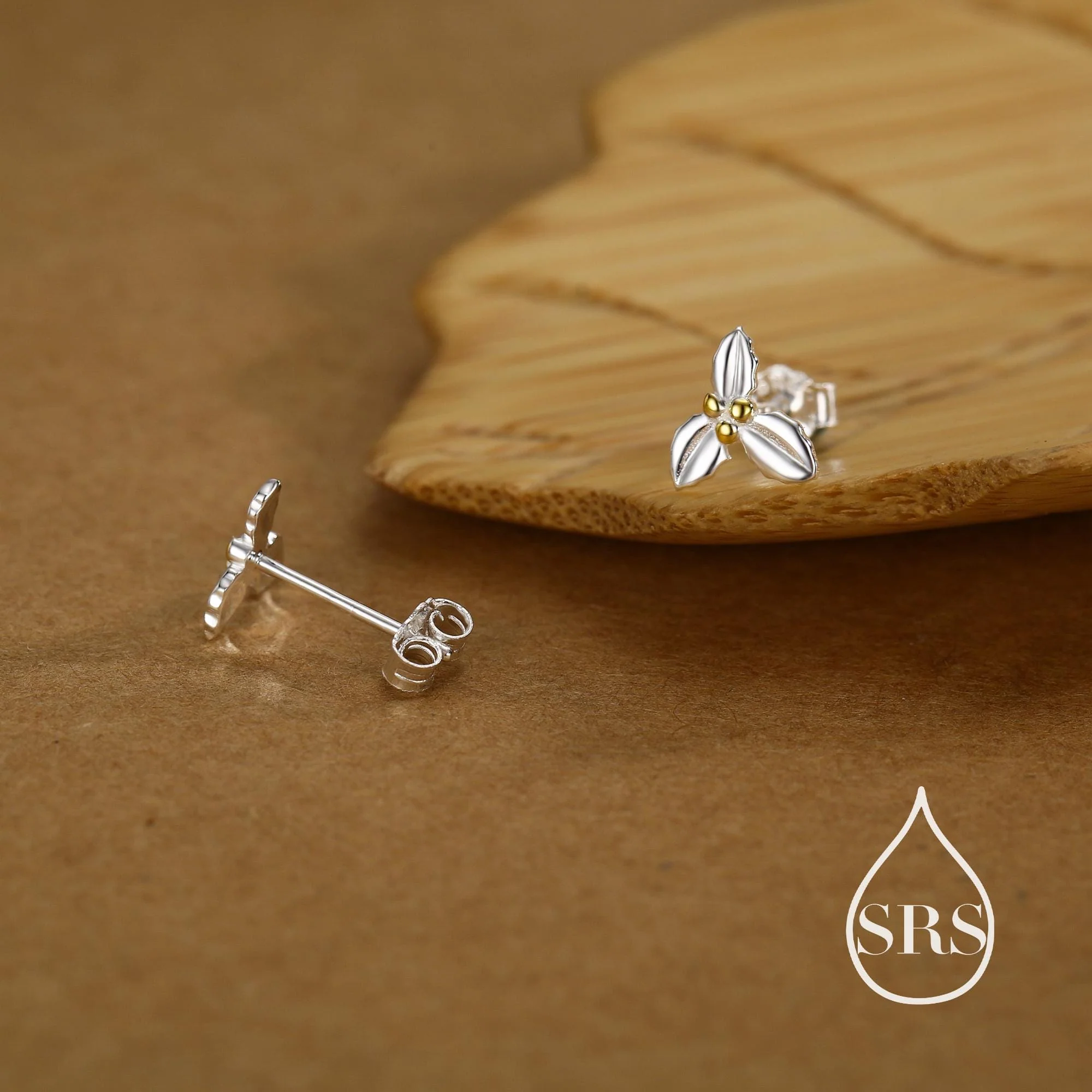 Holly Stud Earrings in Sterling Silver, Botanical Jewellery, Flower Earrings, December Birth Flower, Christmas Earrings - Image 8