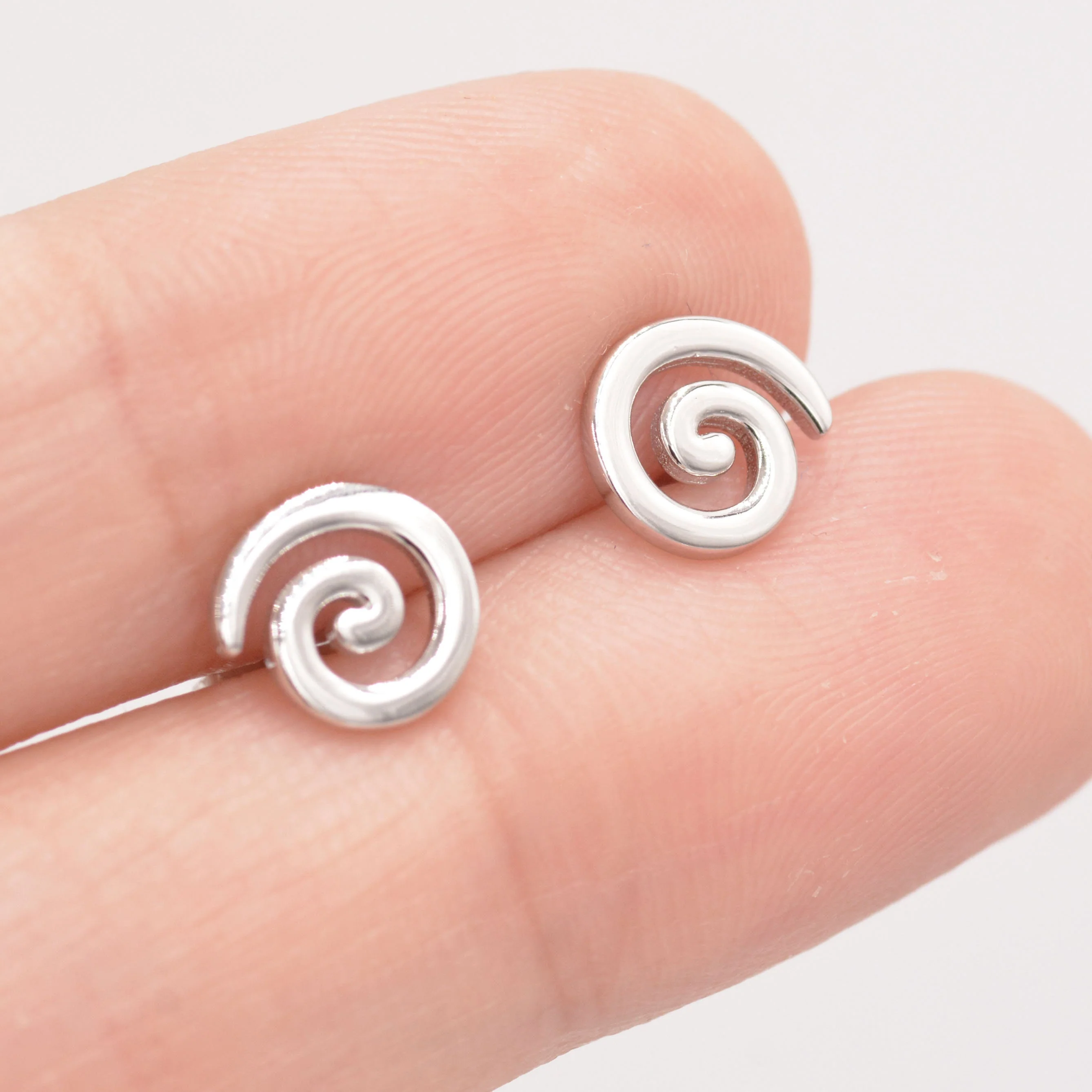 Koru Circle Spiral Stud Earrings in Sterling Silver - Infinity Swirl Earrings - New Zealand Māori Art Stud Earrings - Kiwi Circle - Image 5