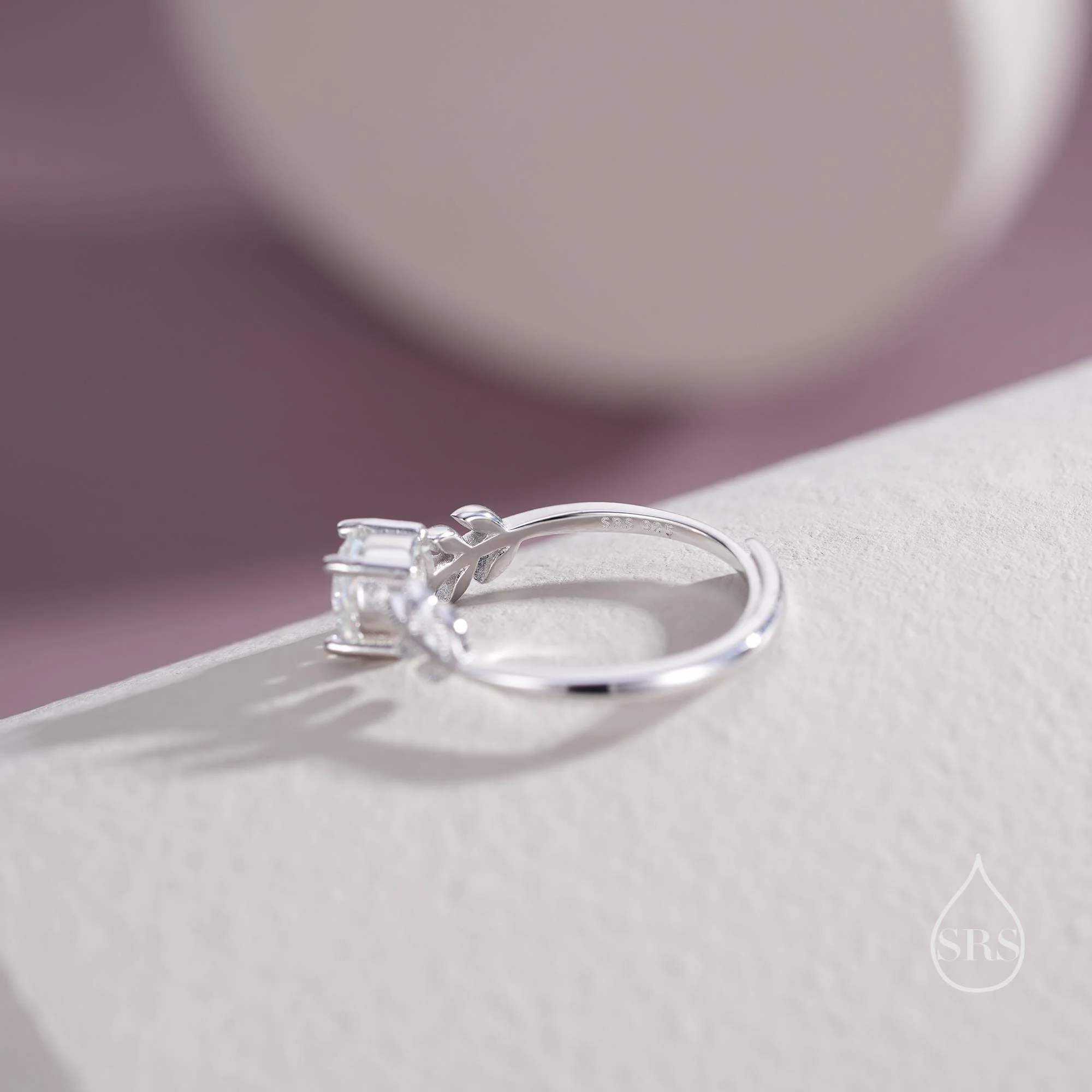 1 Carat Moissanite Stone and Leaf Ring in Sterling Silver, Adjustable Size, Botanical Jewellery - Image 5