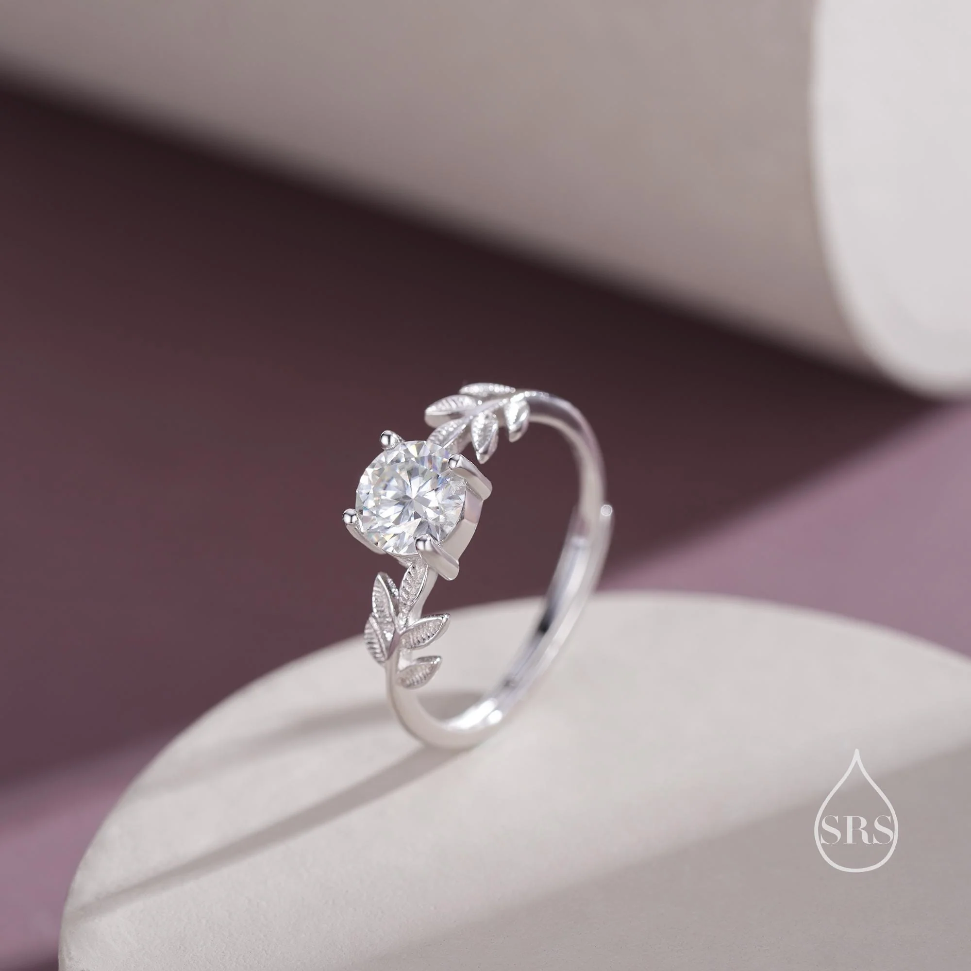 1 Carat Moissanite Stone and Leaf Ring in Sterling Silver, Adjustable Size, Botanical Jewellery - Image 7