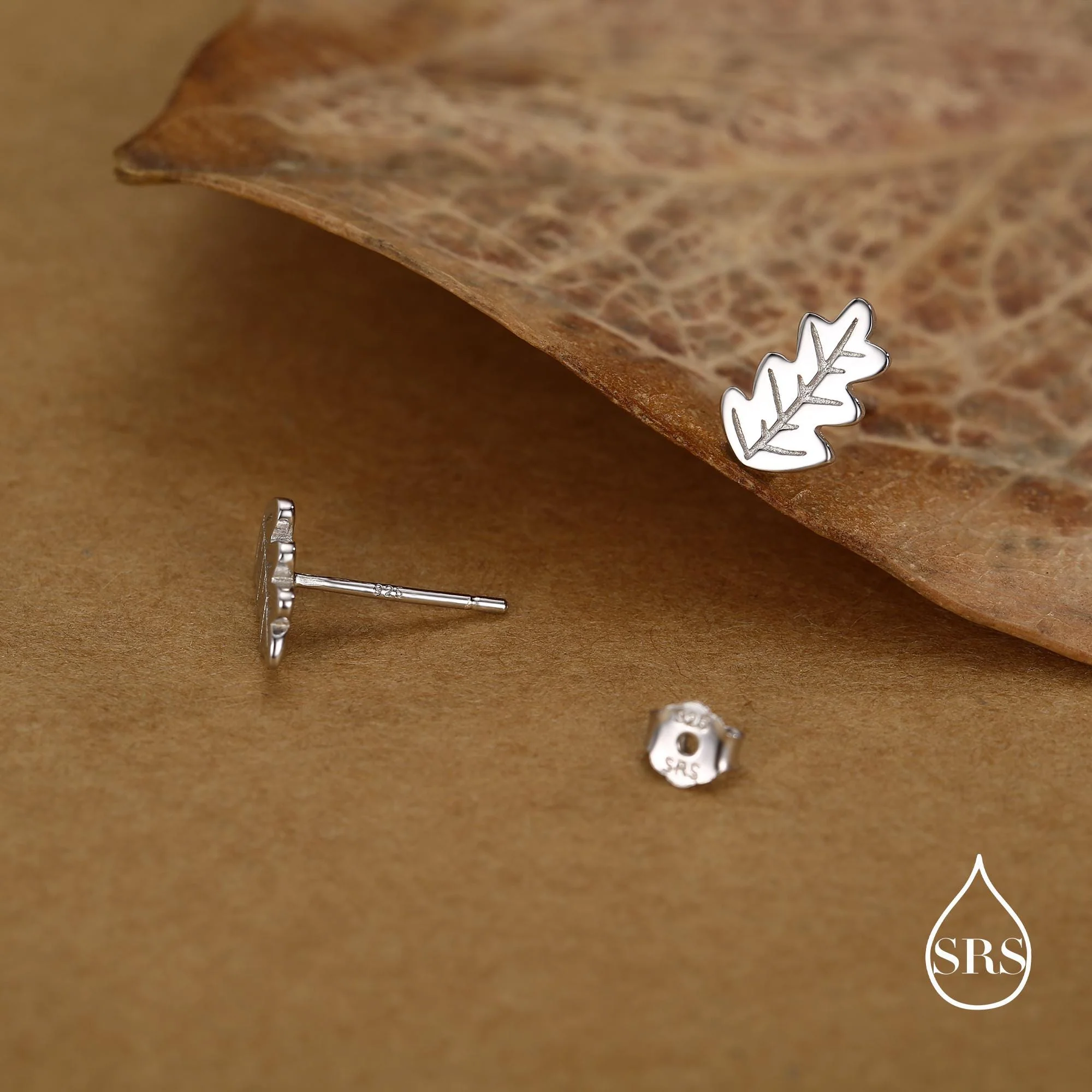 Oak Leaf Stud Earrings in Sterling Silver, Petite Acorn Leaf Earrings, Small Leaf Stud, Nature Inspired - Image 3
