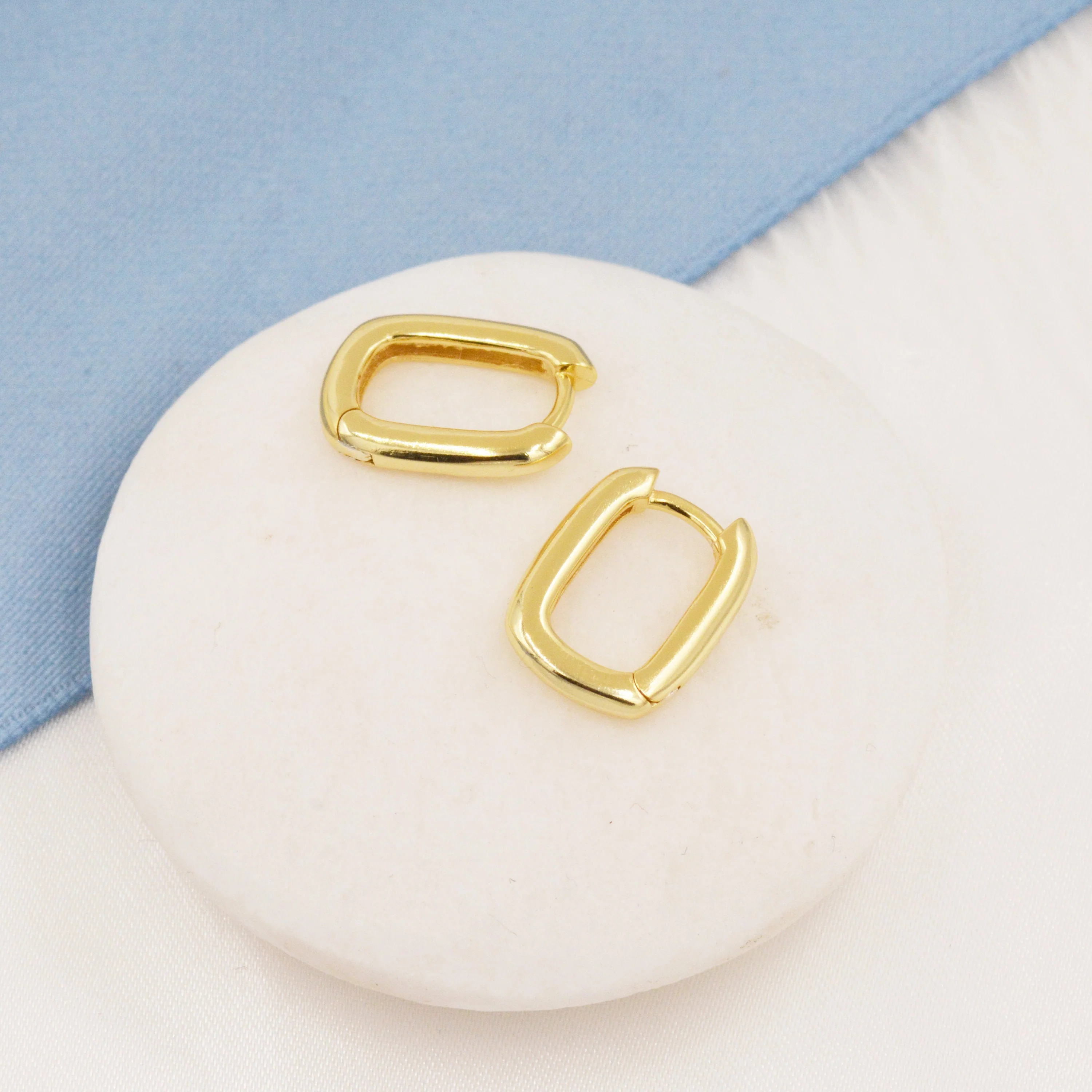 Pair of Small Rectangular Hoop Earrings in Sterling Silver, Oval Hoop Earrings, Chunky Hoop Earrings, Silver or Gold, Square Hoop Earrings - Image 4