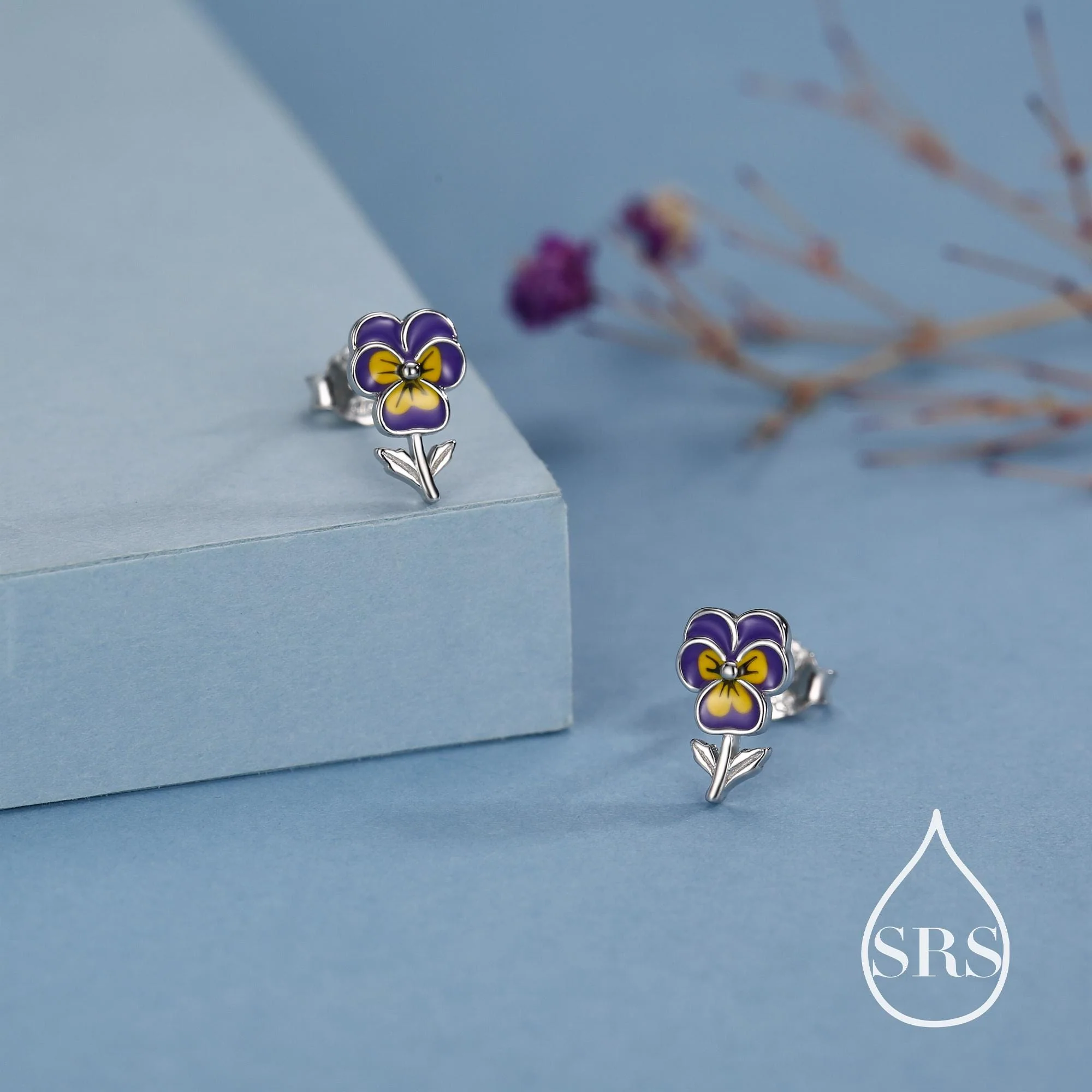 Pansy Enamel Stud Earrings in Sterling Silver, Colourful, Sweetly Detailed Flower Earrings, Nature-Inspired Jewellery - Image 3