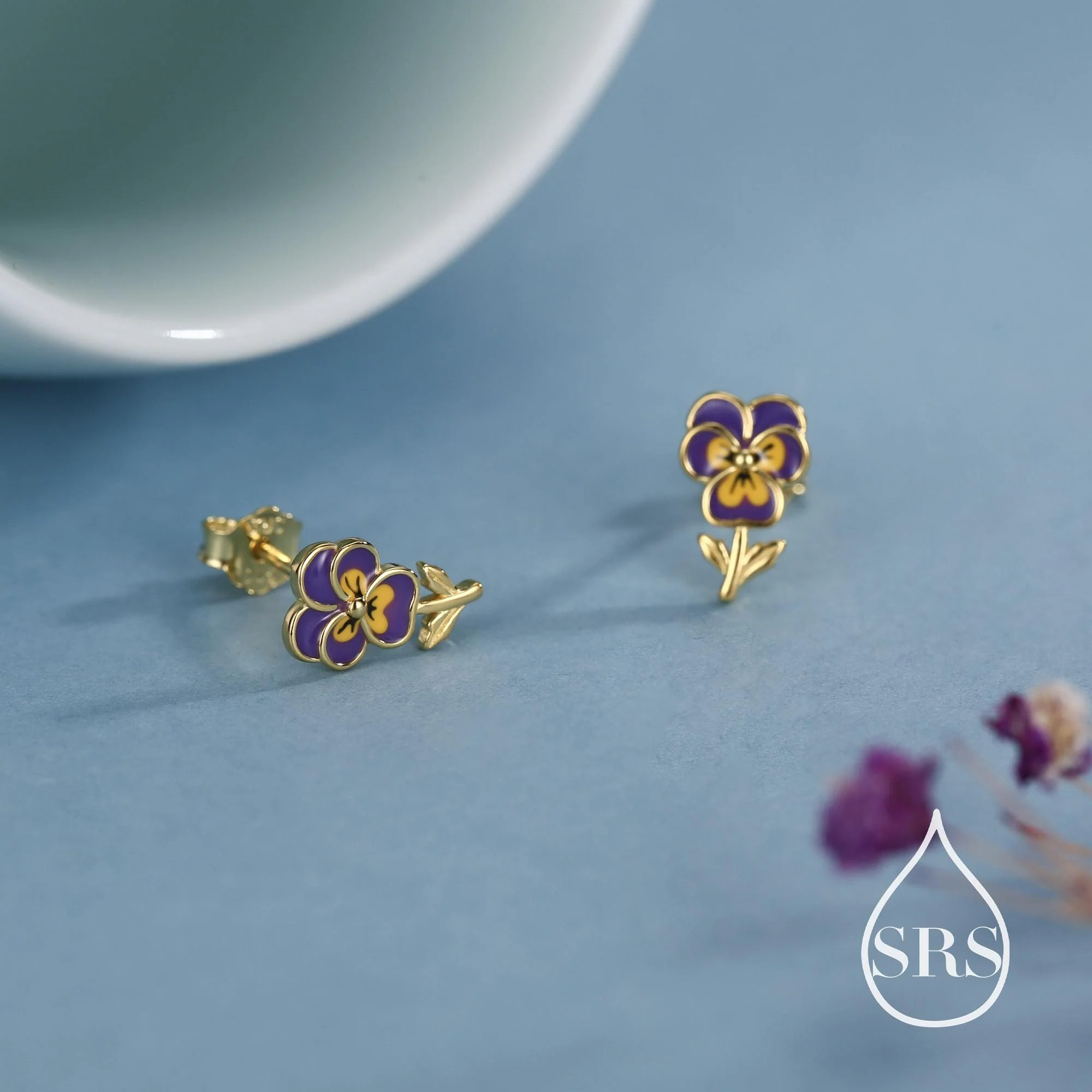 Pansy Enamel Stud Earrings in Sterling Silver, Colourful, Sweetly Detailed Flower Earrings, Nature-Inspired Jewellery - Image 5