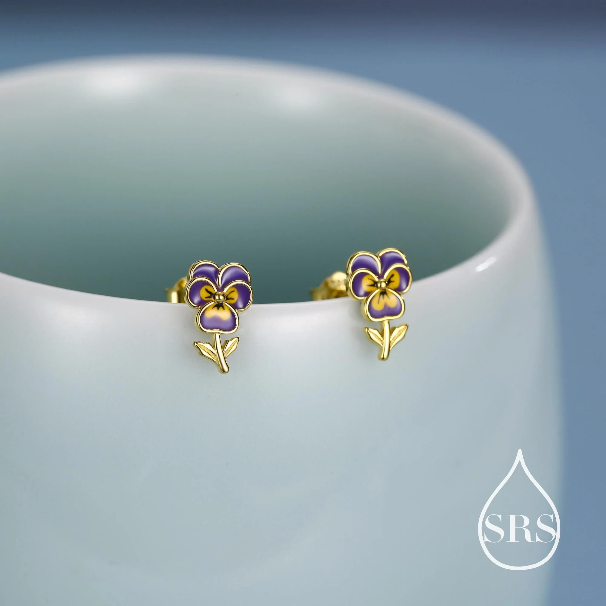 Pansy Enamel Stud Earrings in Sterling Silver, Colourful, Sweetly Detailed Flower Earrings, Nature-Inspired Jewellery - Image 6