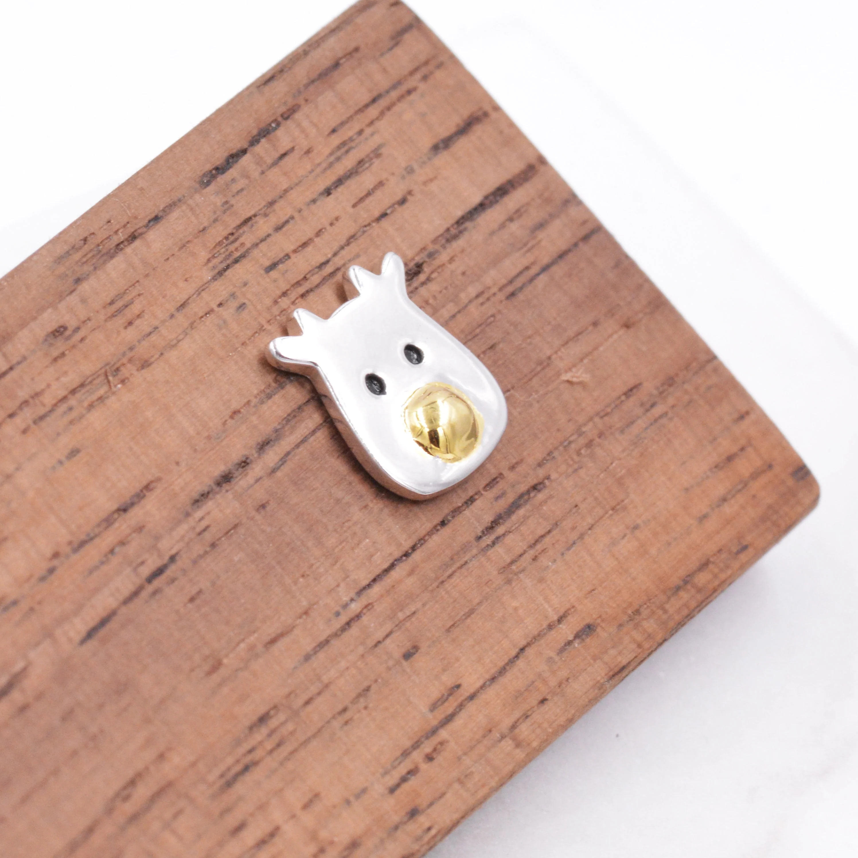 Reindeer stud earrings in Sterling Silver, Rudolph Earrings, Deer Earrings, Christmas Earrings - Image 5