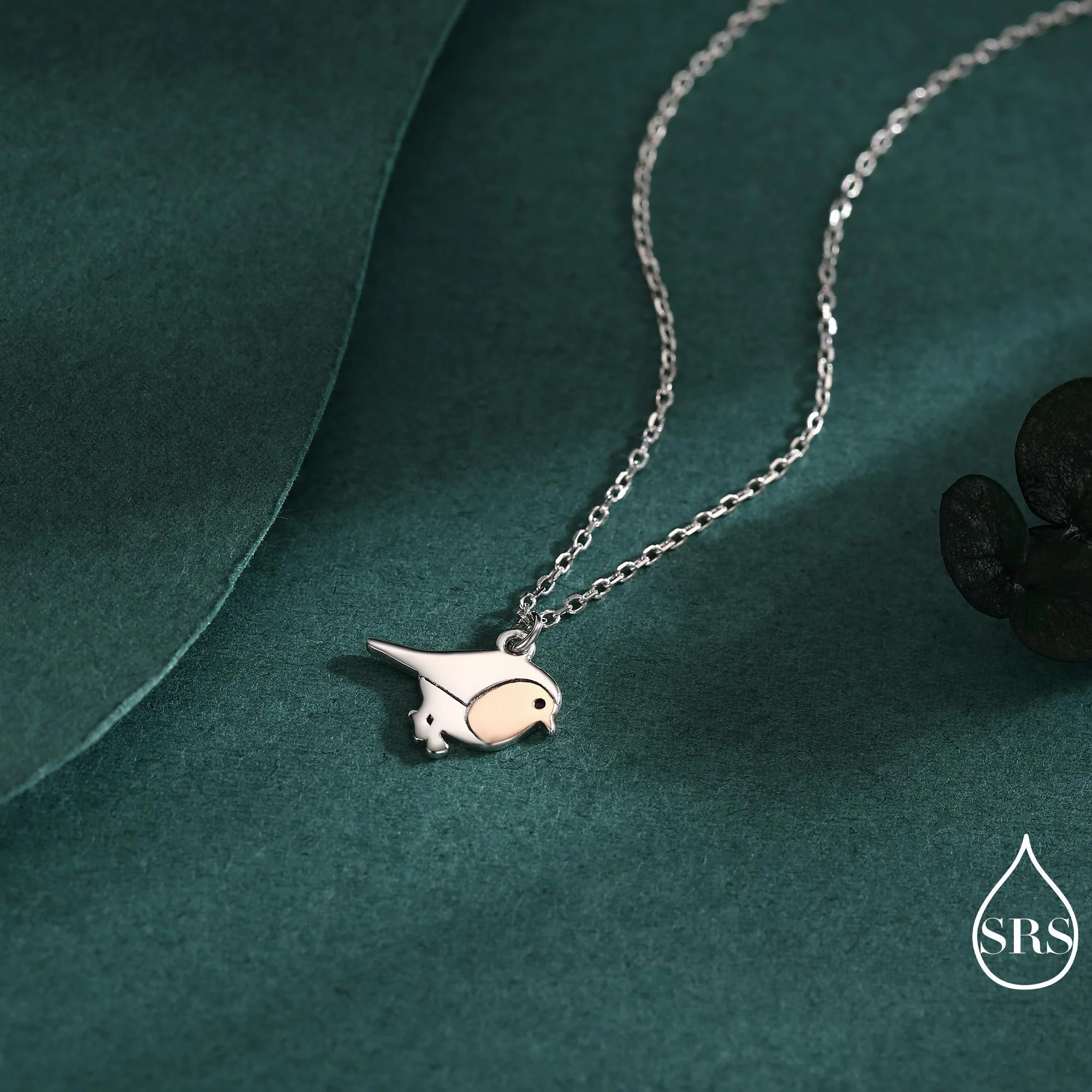 Robin Bird Pendant Necklace in Sterling Silver, Silver Animal Pendant, Nature Inspired Jewellery, Bird Necklace - Image 3
