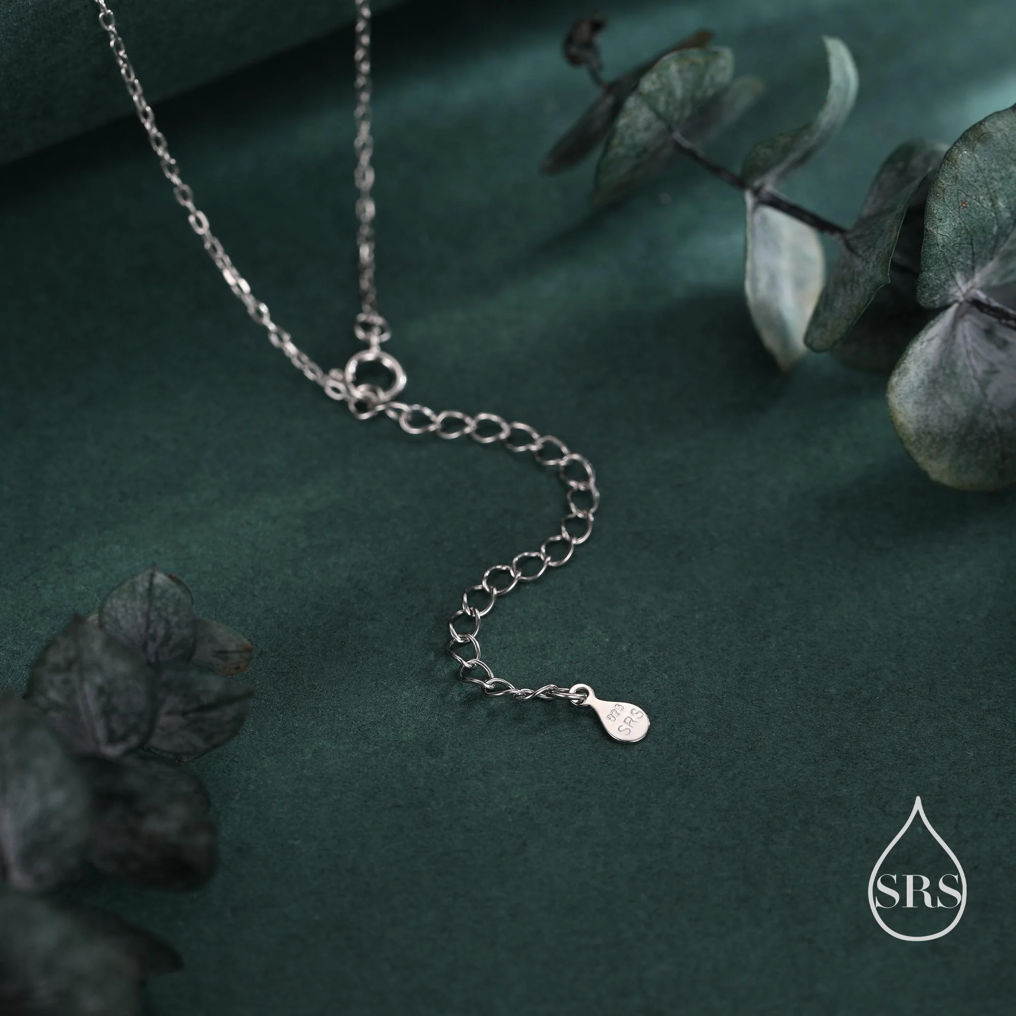 Robin Bird Pendant Necklace in Sterling Silver, Silver Animal Pendant, Nature Inspired Jewellery, Bird Necklace - Image 6
