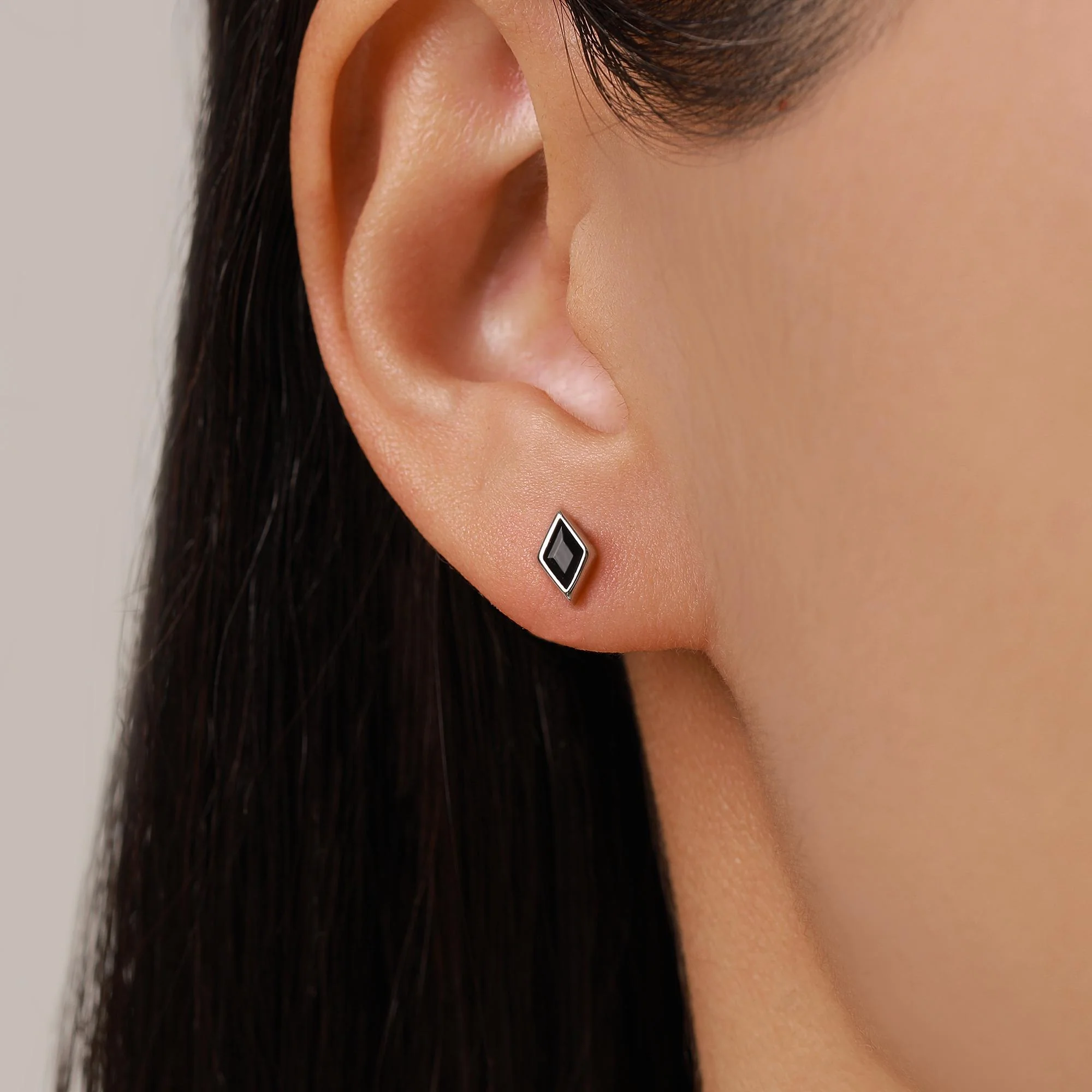 Sterling Silver Black CZ Rhombus 16G Flat Back Labret Earrings - Image 2