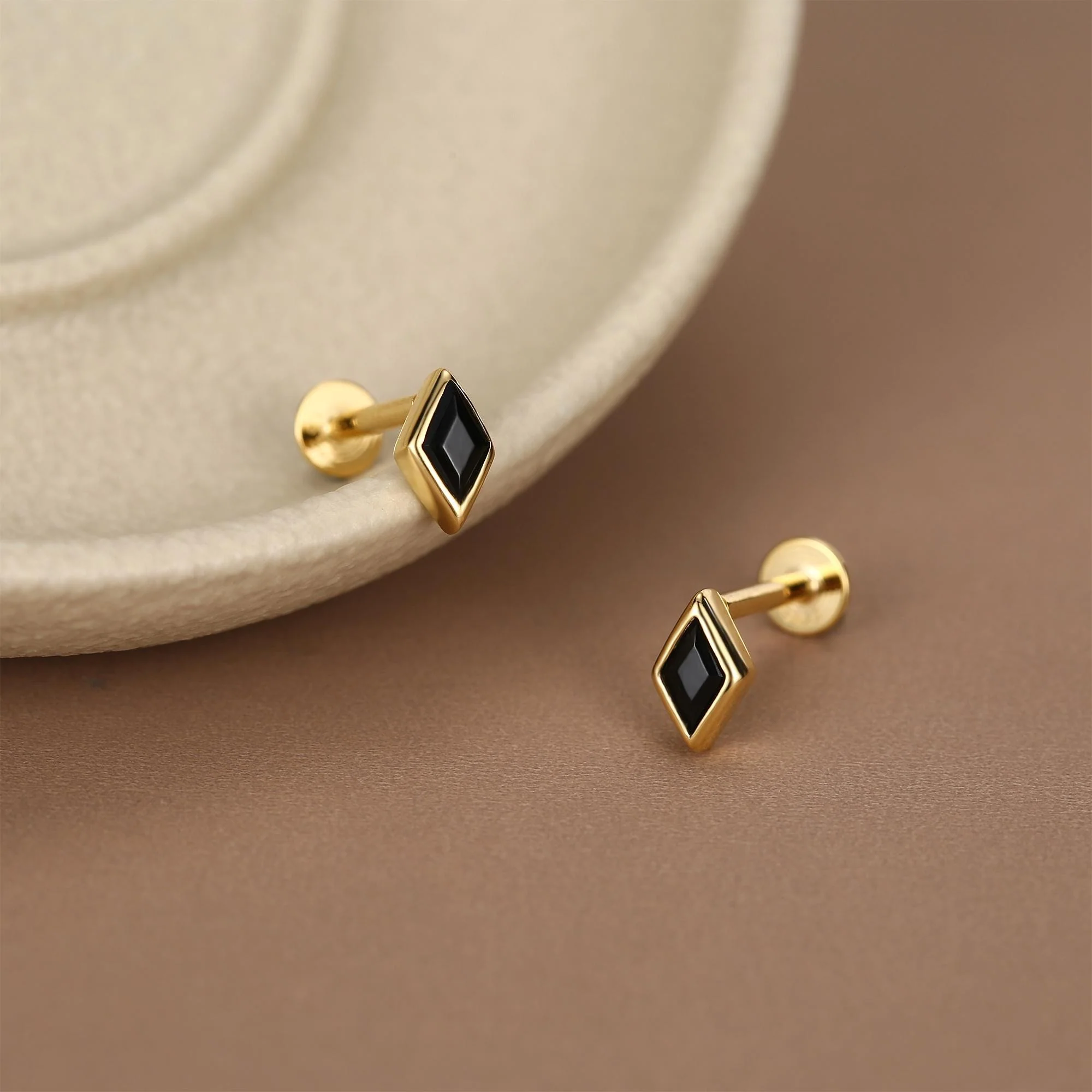 Sterling Silver Black CZ Rhombus 16G Flat Back Labret Earrings - Image 7