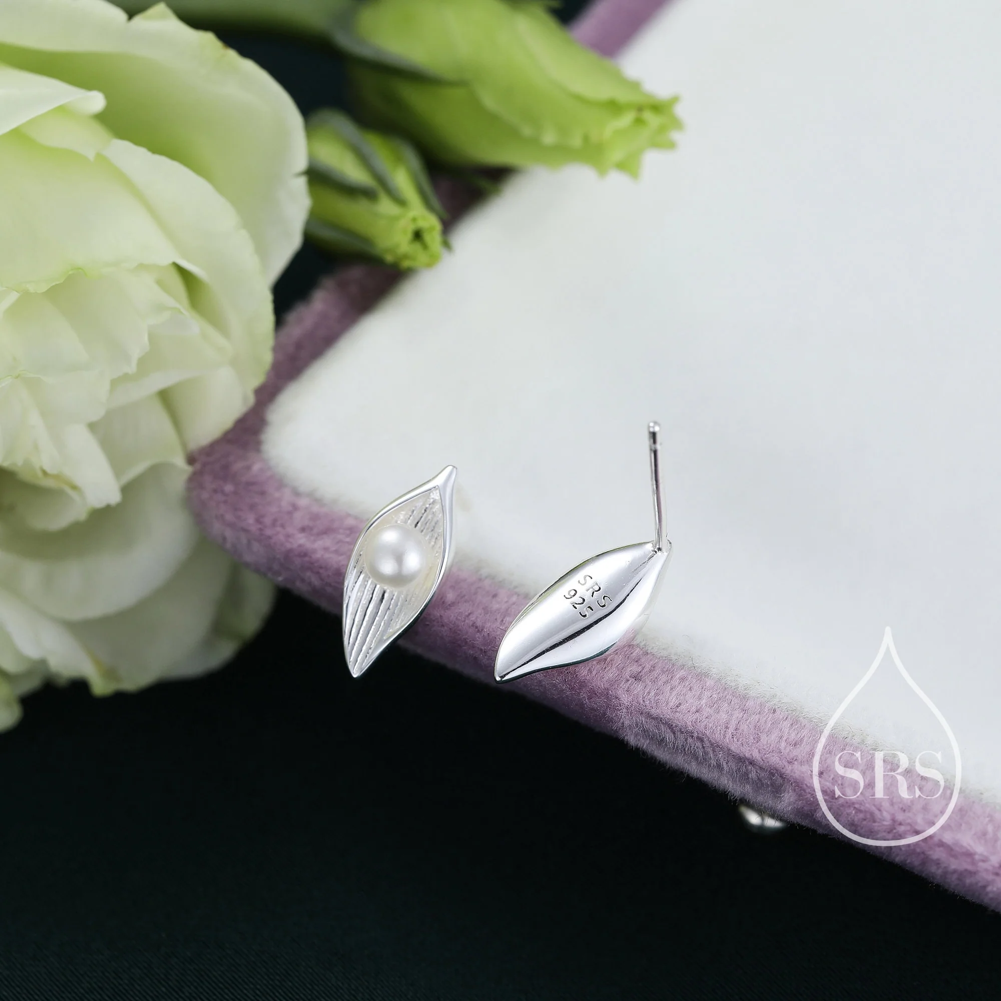 Sterling Silver Calla Lily Flower Blossom Stud Earrings with Fresh Water Pearls, Nature Inspired Pretty and Elegant Jewellery - Image 6