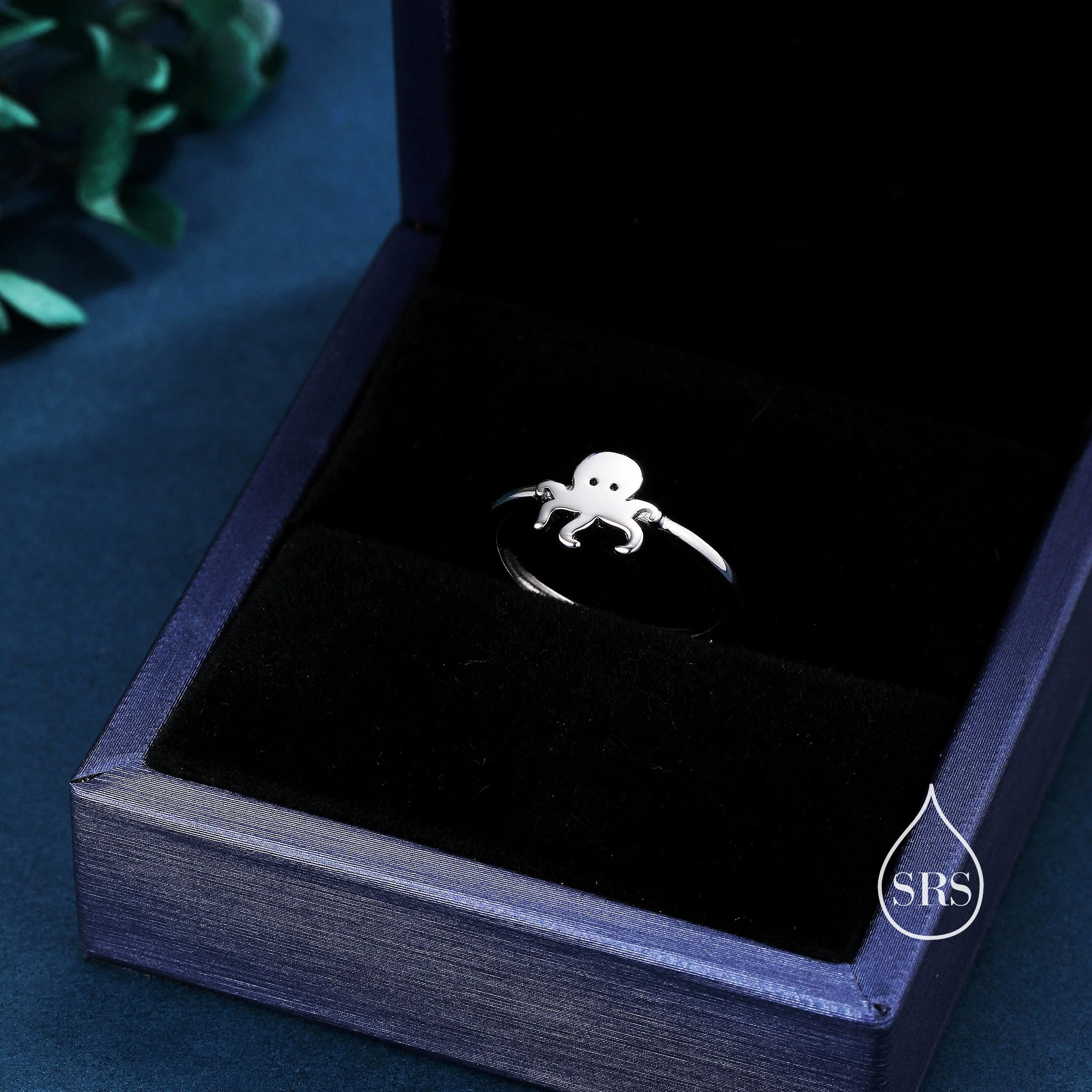 Sterling Silver Cute Little Octopus Ring, Adjustable Size, Cute Octopus Jewellery, Dainty and Delicate, Octopus Ring, Ocean Fish Ring - Image 4