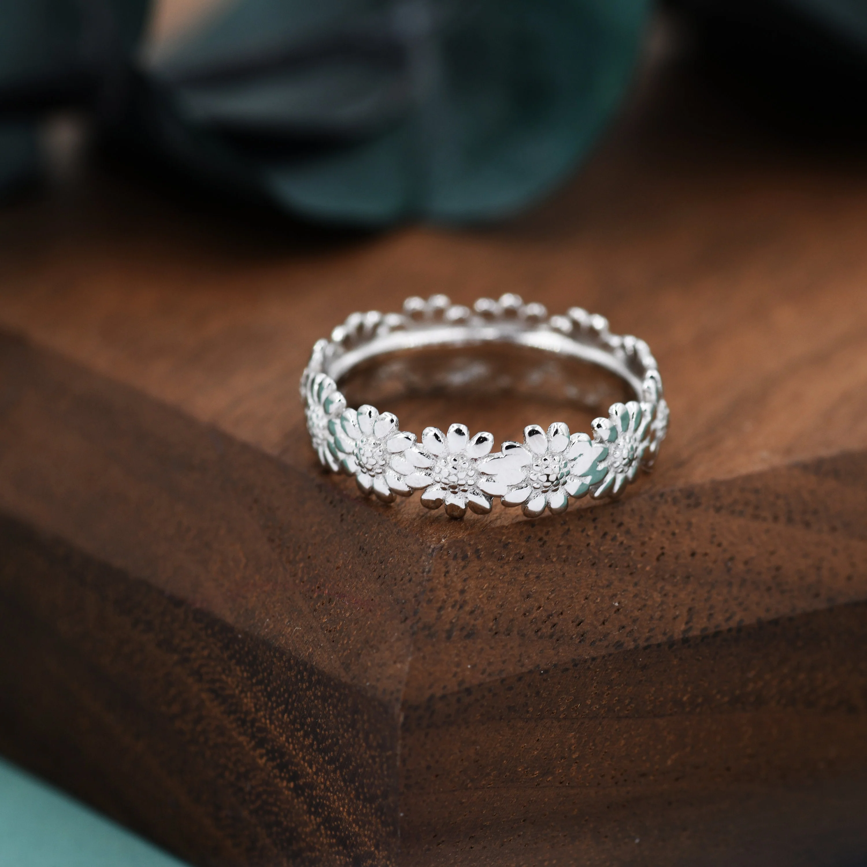 Sterling Silver Daisy Flower Ring, Flower Infinity Band, Eternity Ring, Friendship Ring, Nature Inspired Jewellery US 5 - 8 - Image 7