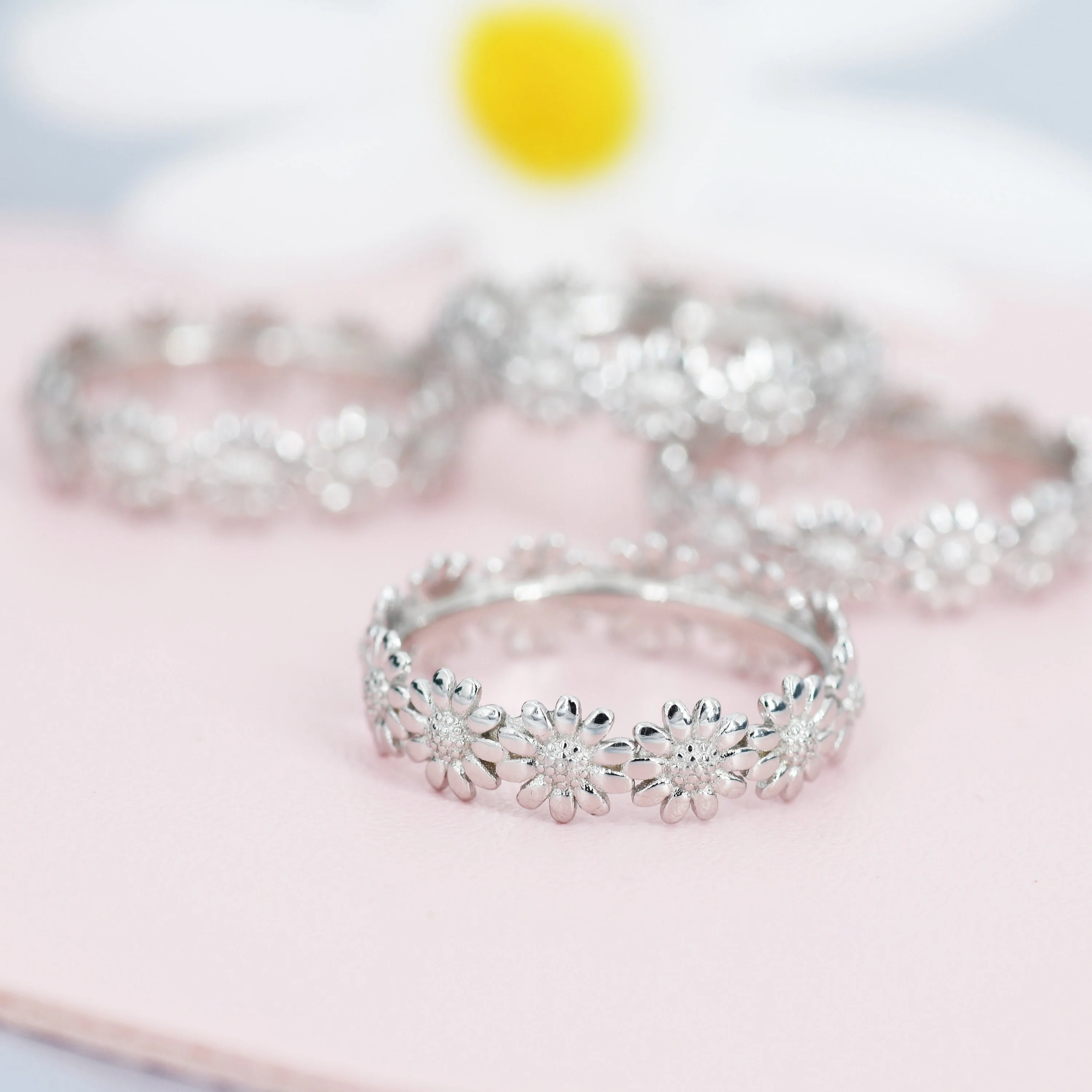 Sterling Silver Daisy Ring, Flower Infinity Band, Eternity Ring, Friendship Ring, Nature Inspired Jewellery US 5 - 8 - Image 7
