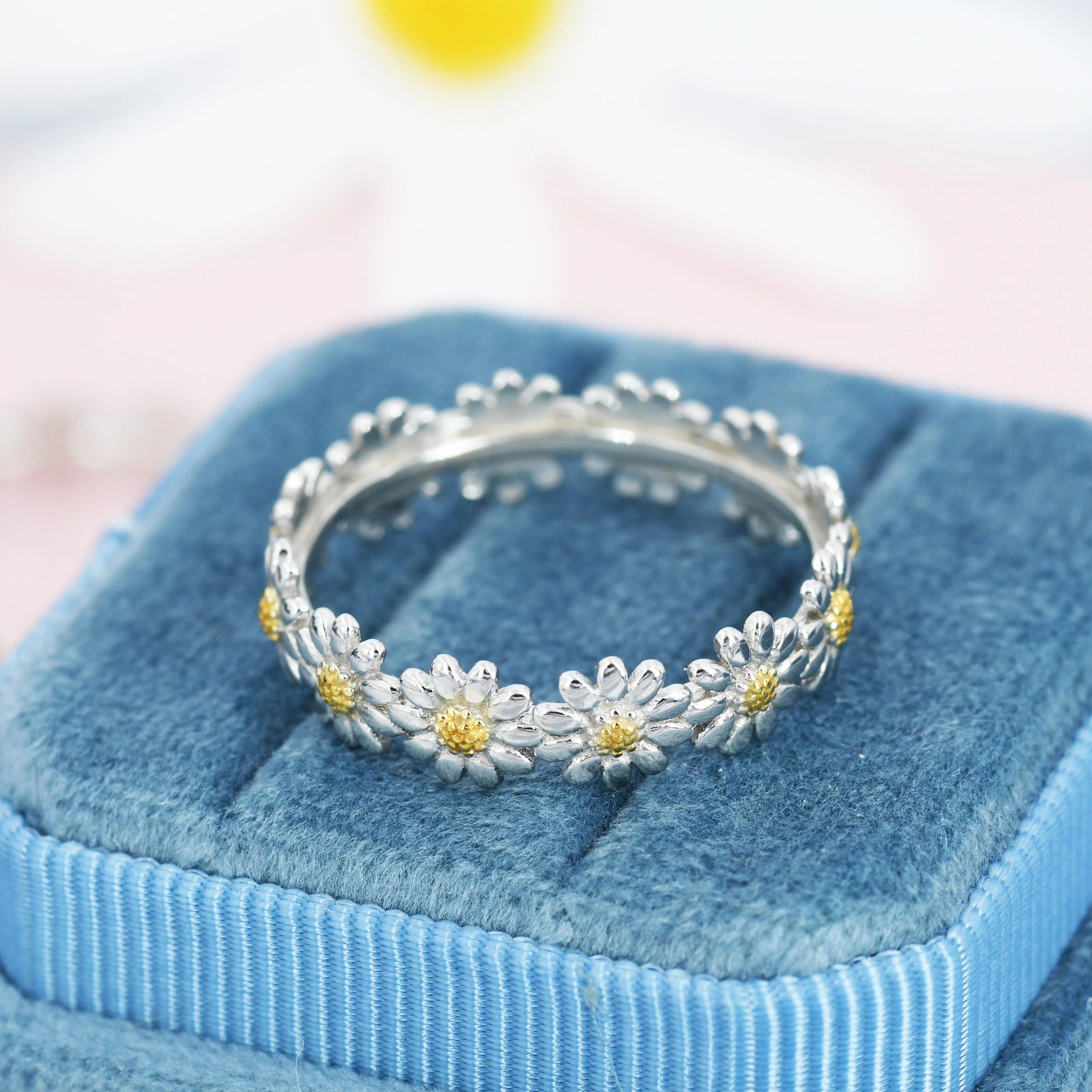 Sterling Silver Daisy Ring, Two Tone Flower Infinity Band, Eternity Ring, Friendship Ring, Nature Inspired Jewellery US 5 - 8 - Image 7