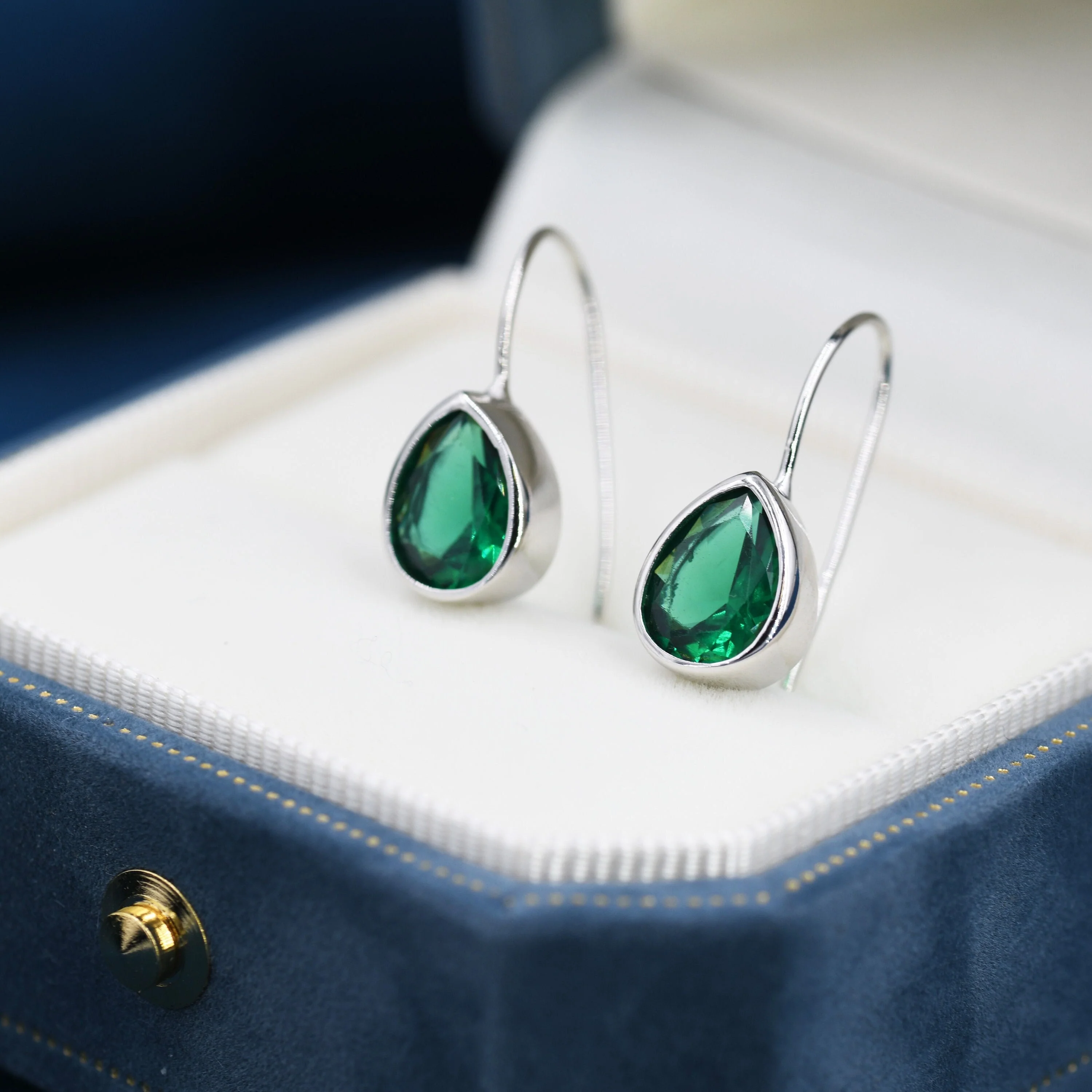 Sterling Silver Emerald Green Droplet Drop Earrings in Sterling Silver, Silver or Gold, Chunky Pear Shape Hook Earrings - Image 8
