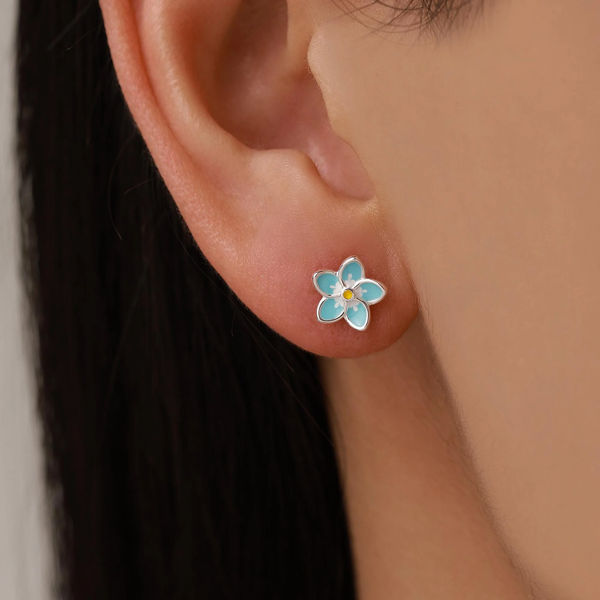 Sterling Silver Forget-Me-Not Flower 16G Flat Back Stud Earring - Image 6