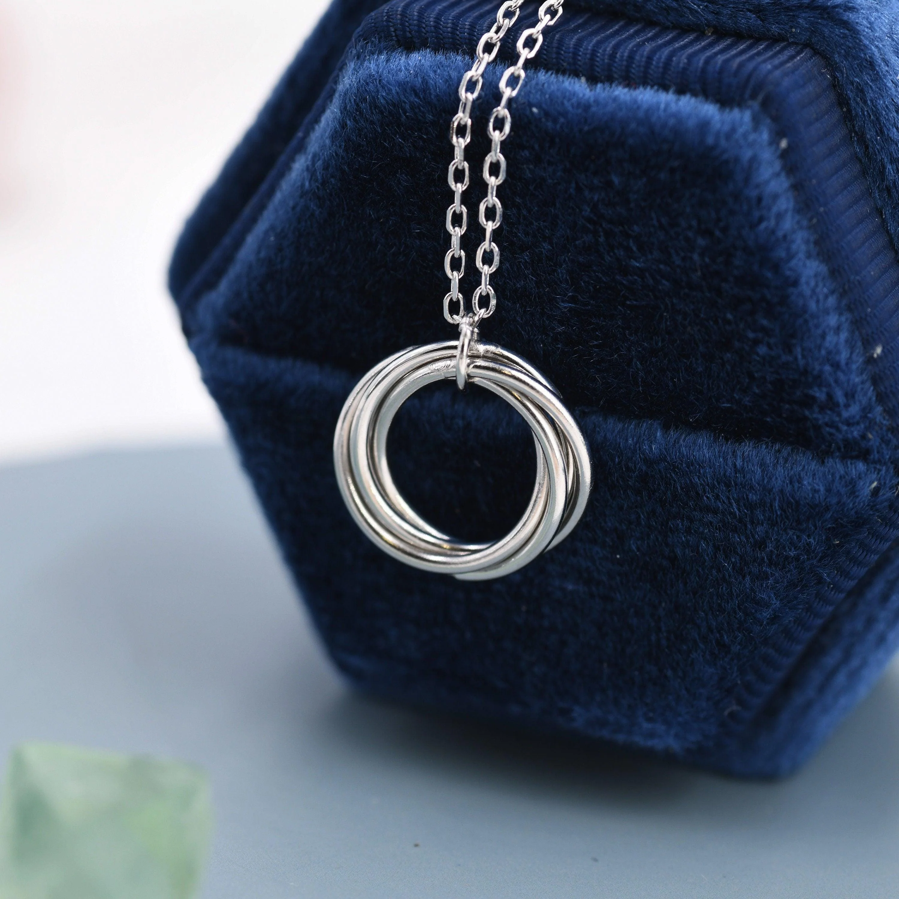 Sterling Silver Four Interlocking Circles Pendant Necklace, Four Entwined Rings for 40s, 40th Infinity Necklace - Image 4