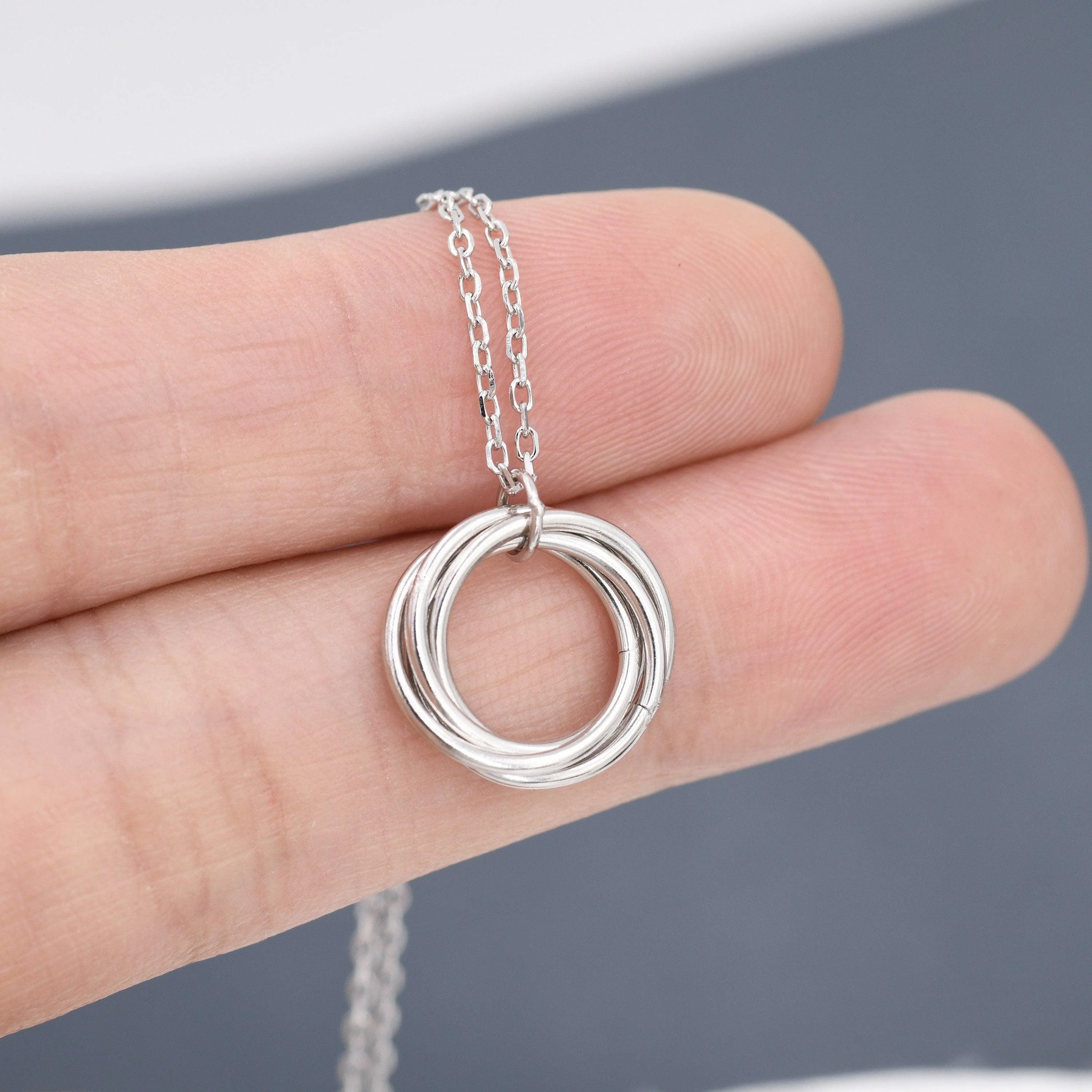 Sterling Silver Four Interlocking Circles Pendant Necklace, Four Entwined Rings for 40s, 40th Infinity Necklace - Image 5