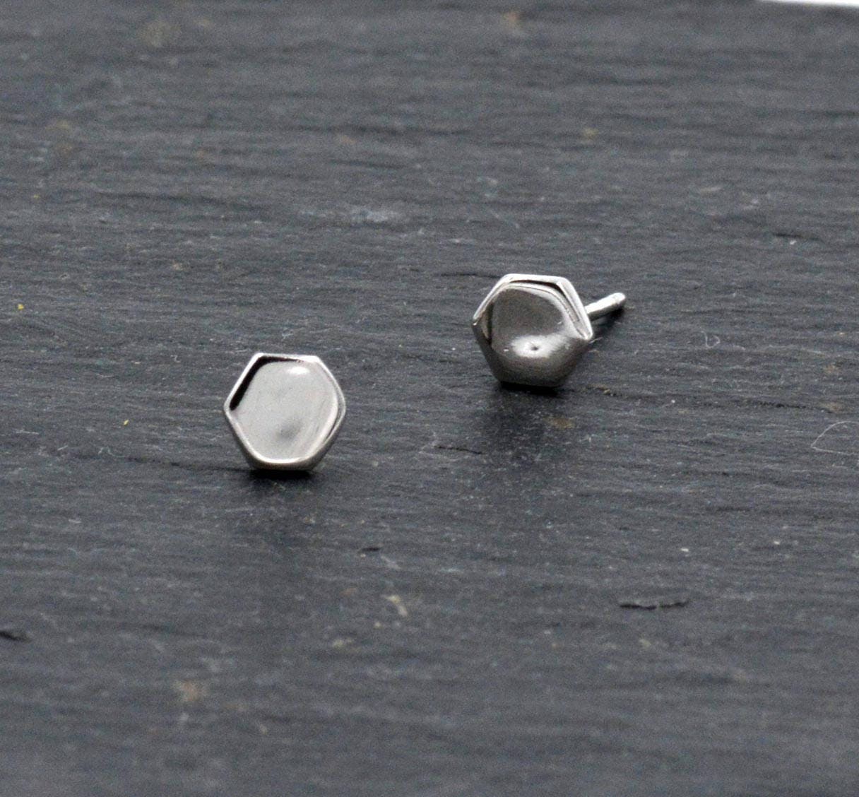 Sterling Silver Hexagon Geometry Stud Earrings, Minimalist Geometric Design, Anti-Tarnish Finish H76 - Image 6