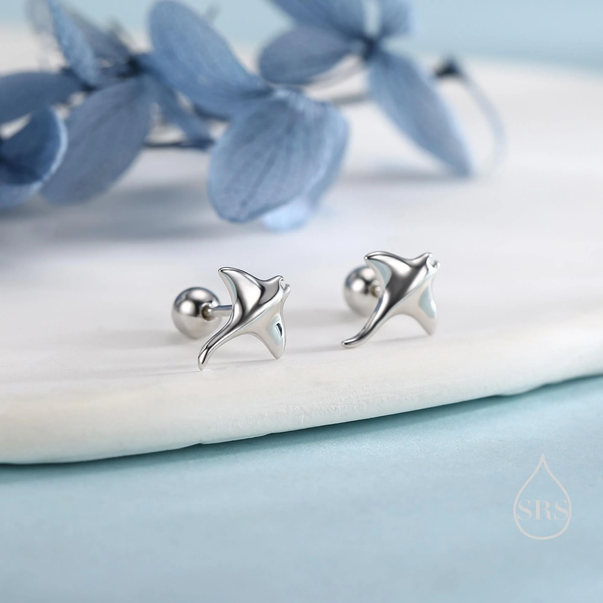 Sterling Silver Manta Ray 18G Screw Back Earrings, Silver, Animal Earrings