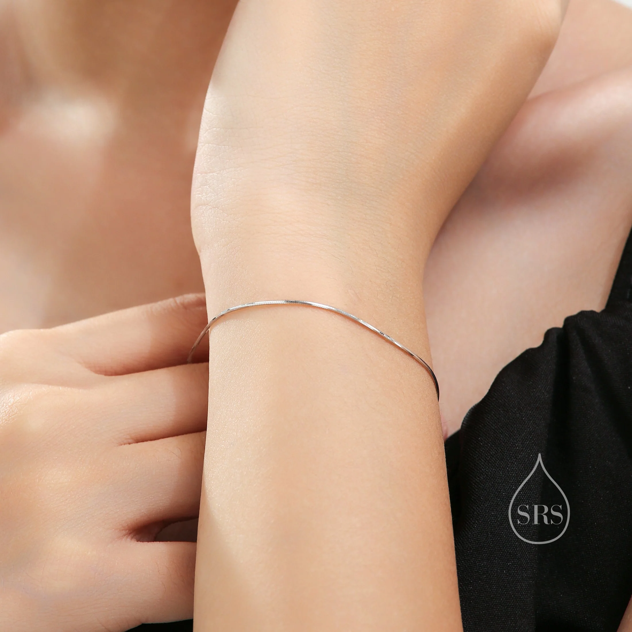 Sterling Silver Minimalist Chain Bracelet, Skinny Chain Bracelet, Sparkly Chain Bracelet, Sterling Silver Sparkling Chain Bracelet - Image 2