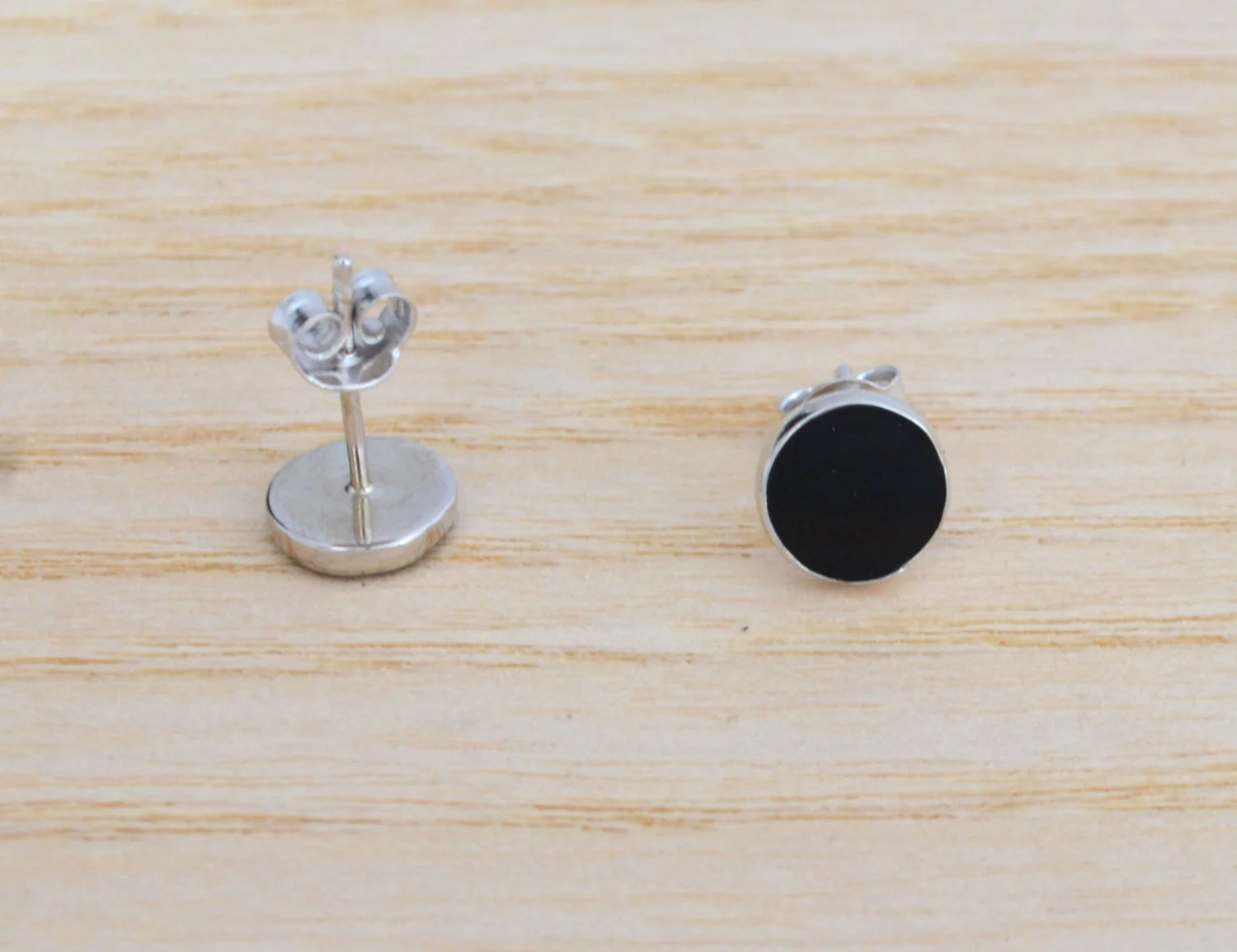 Sterling Silver Minimalist Round Dot Black Enamel Stud Earrings Unisex Round Circle Coin Design, Geometric, - Image 4