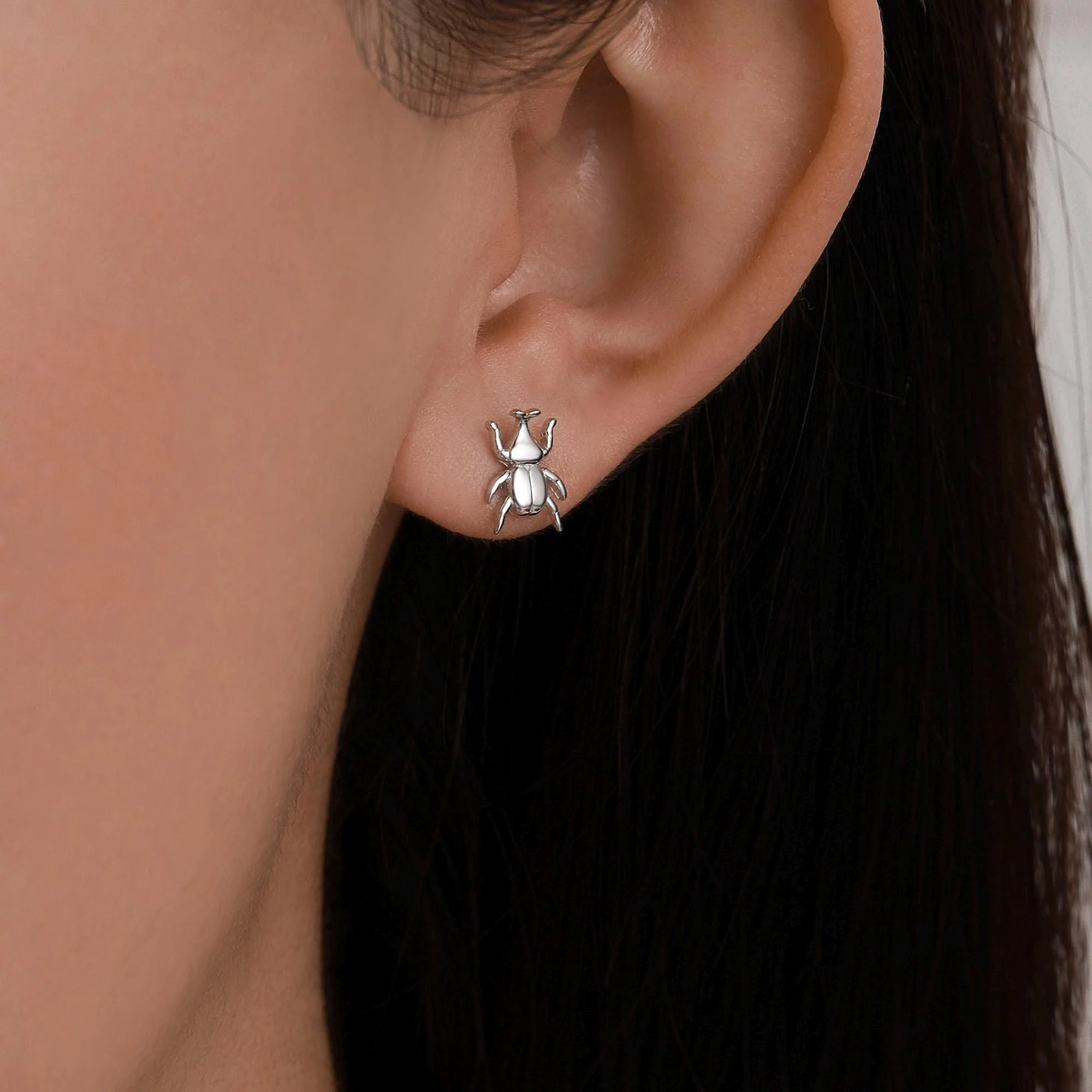 Sterling Silver Mismatched Beetle 16g Flat Back Stud Earrings - Image 2