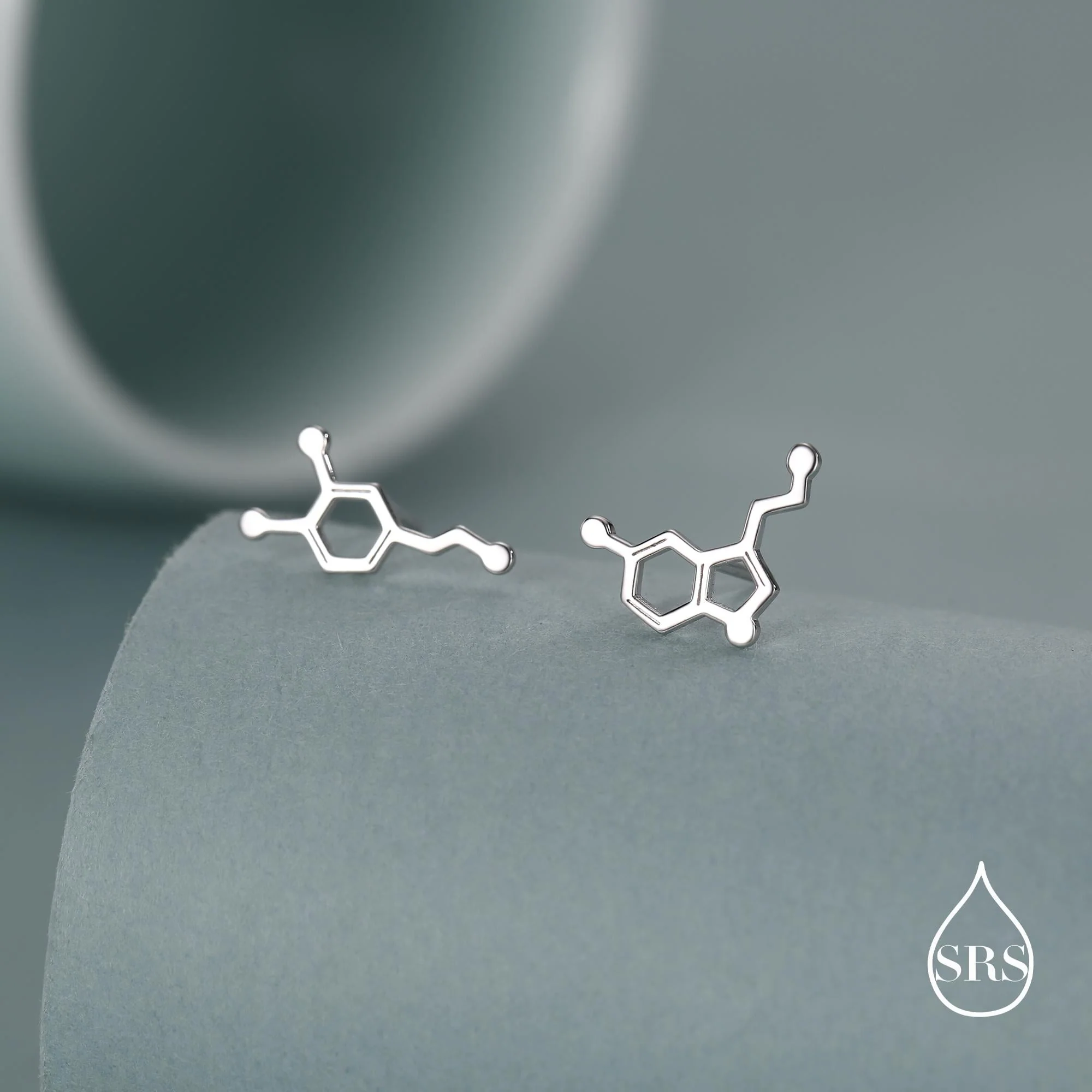 Sterling Silver Serotonin and Dopamine 16G Flat Back Labret Earrings - Image 8
