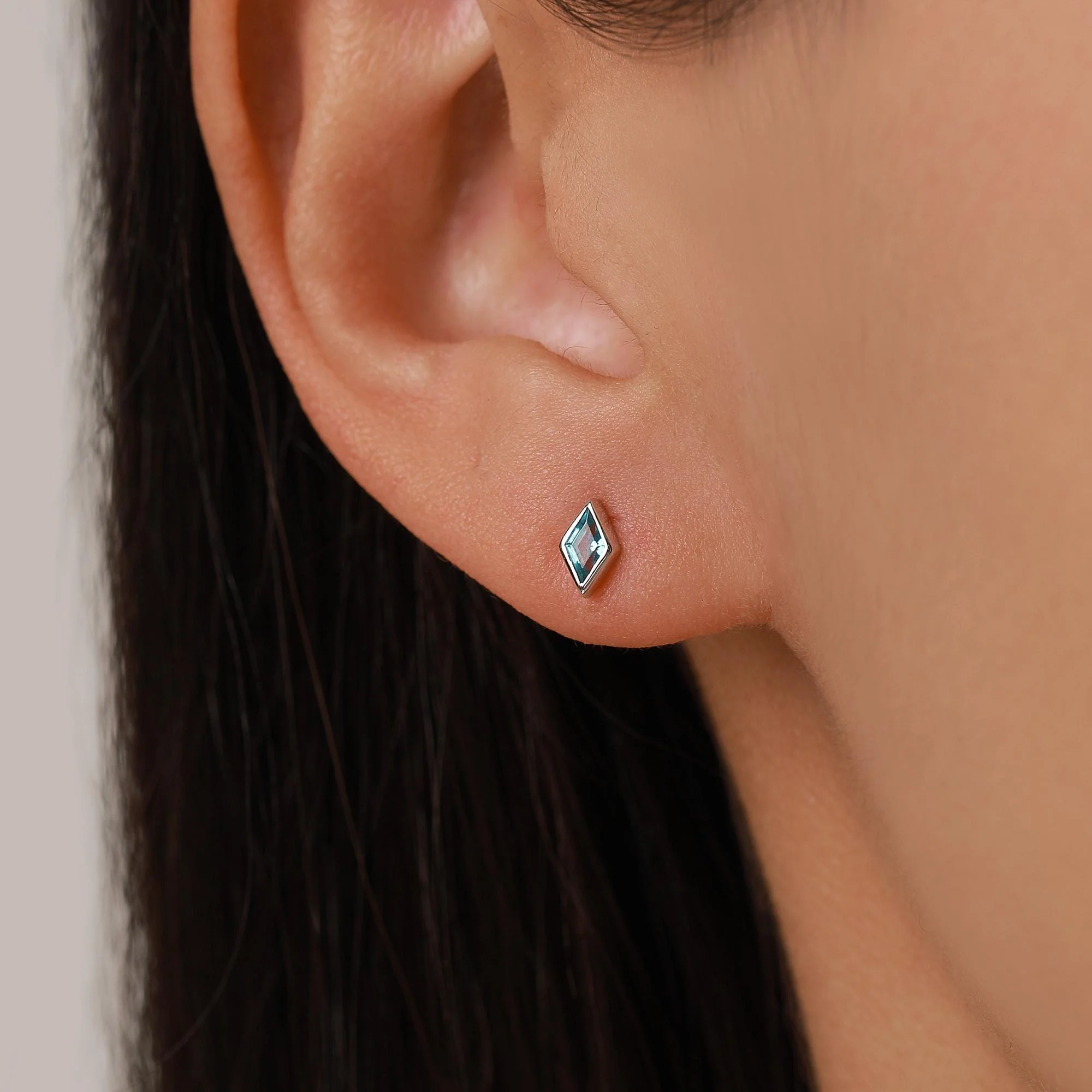 Sterling Silver Sky Blue CZ 18G Screw Back Rhombus Stud Earrings - Image 2