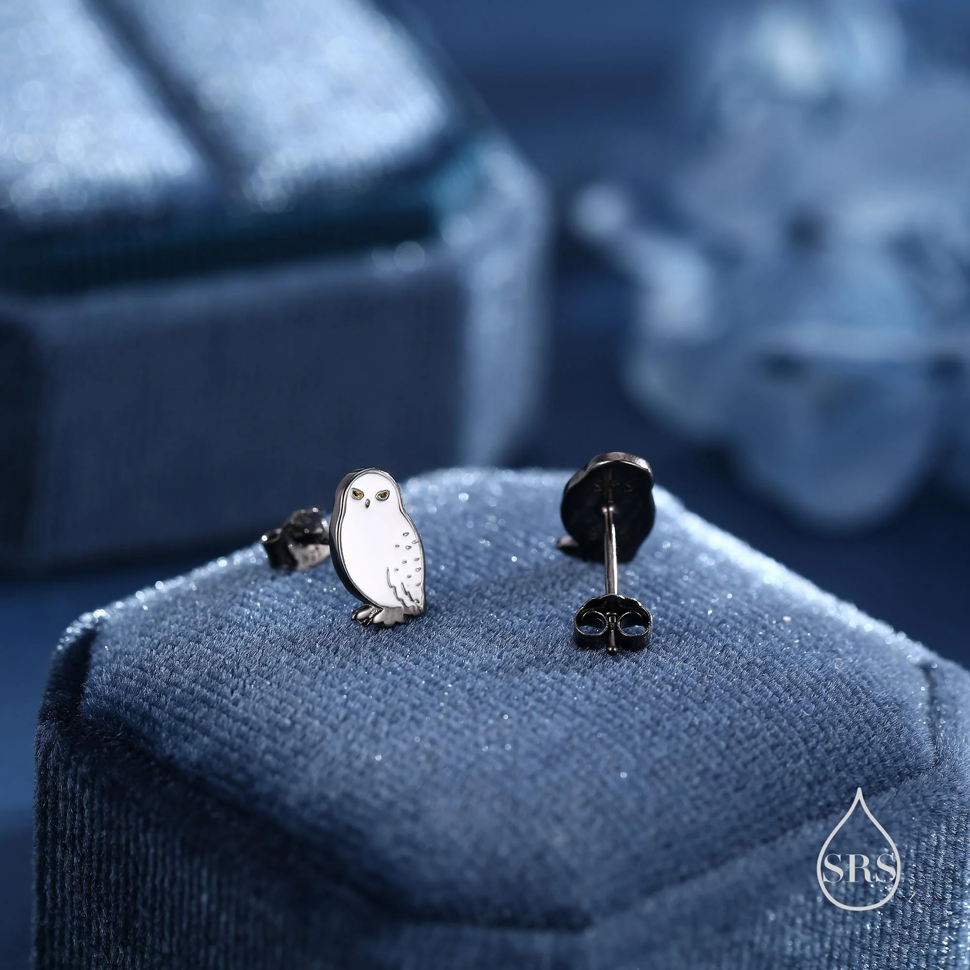 Sterling Silver Snowy Owl Bird Stud Earrings, Black Rhodium Coated Owl Bird Earrings, Nature Inspired Animal Earrings, Owl Stud - Image 6