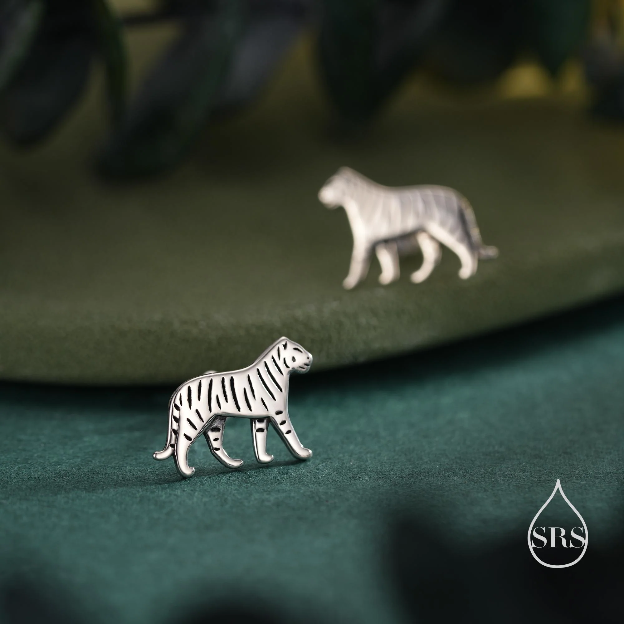 Sterling Silver Tiger Stud Earrings - Available in Silver, Gold or Rose Gold Finish, Tiger Earrings, Nature Inspired Animal Earrings - Image 6